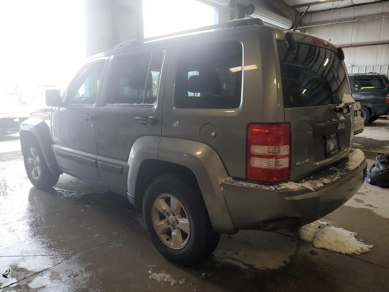 2012 JEEP LIBERTY SP - Фото 2