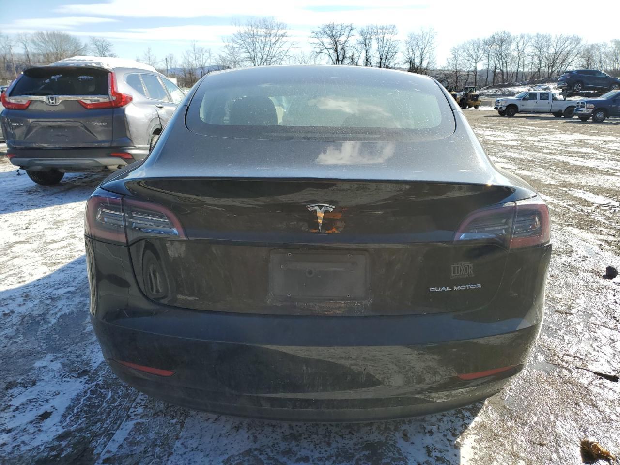 2021 TESLA MODEL 3 - Фото 6