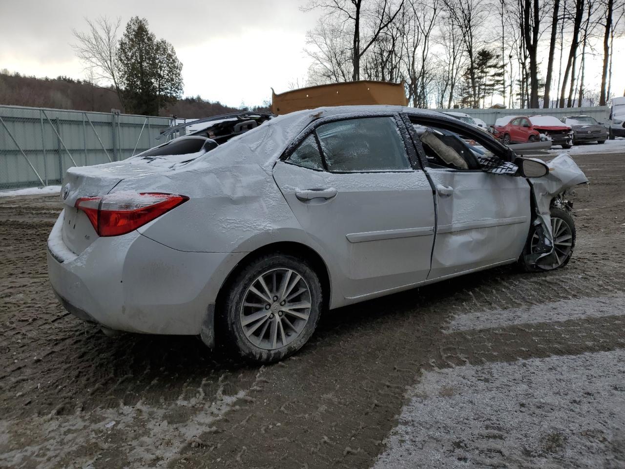 2016 TOYOTA COROLLA L - Фото 3