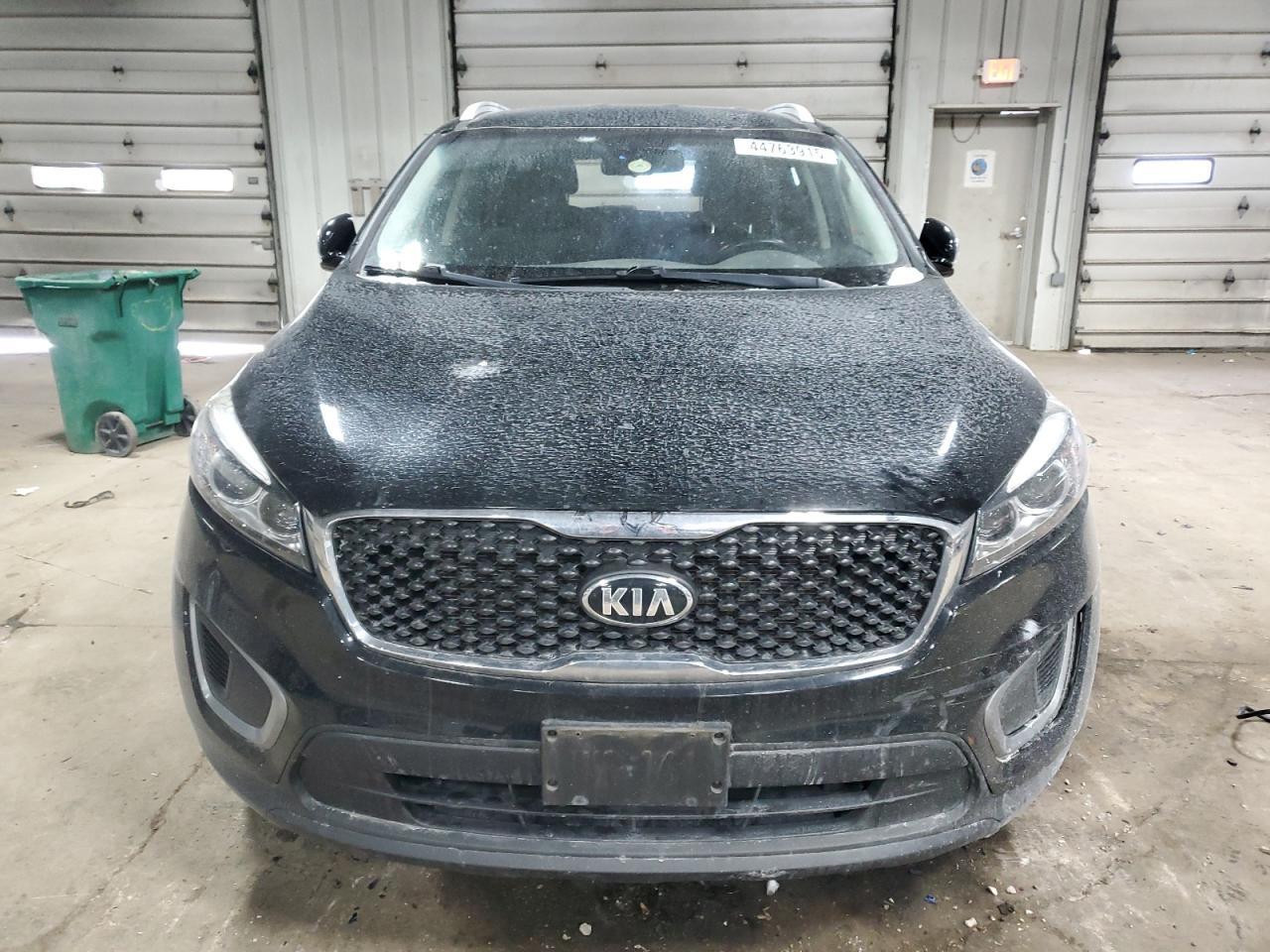 2016 KIA SORENTO LX - Image 5