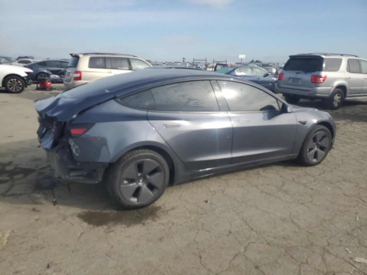 2023 TESLA MODEL 3 - Image 3