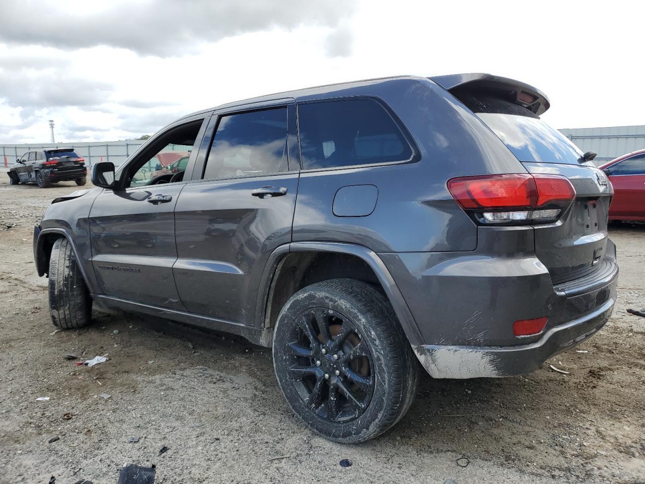 2018 JEEP GRAND CHER - Image 2
