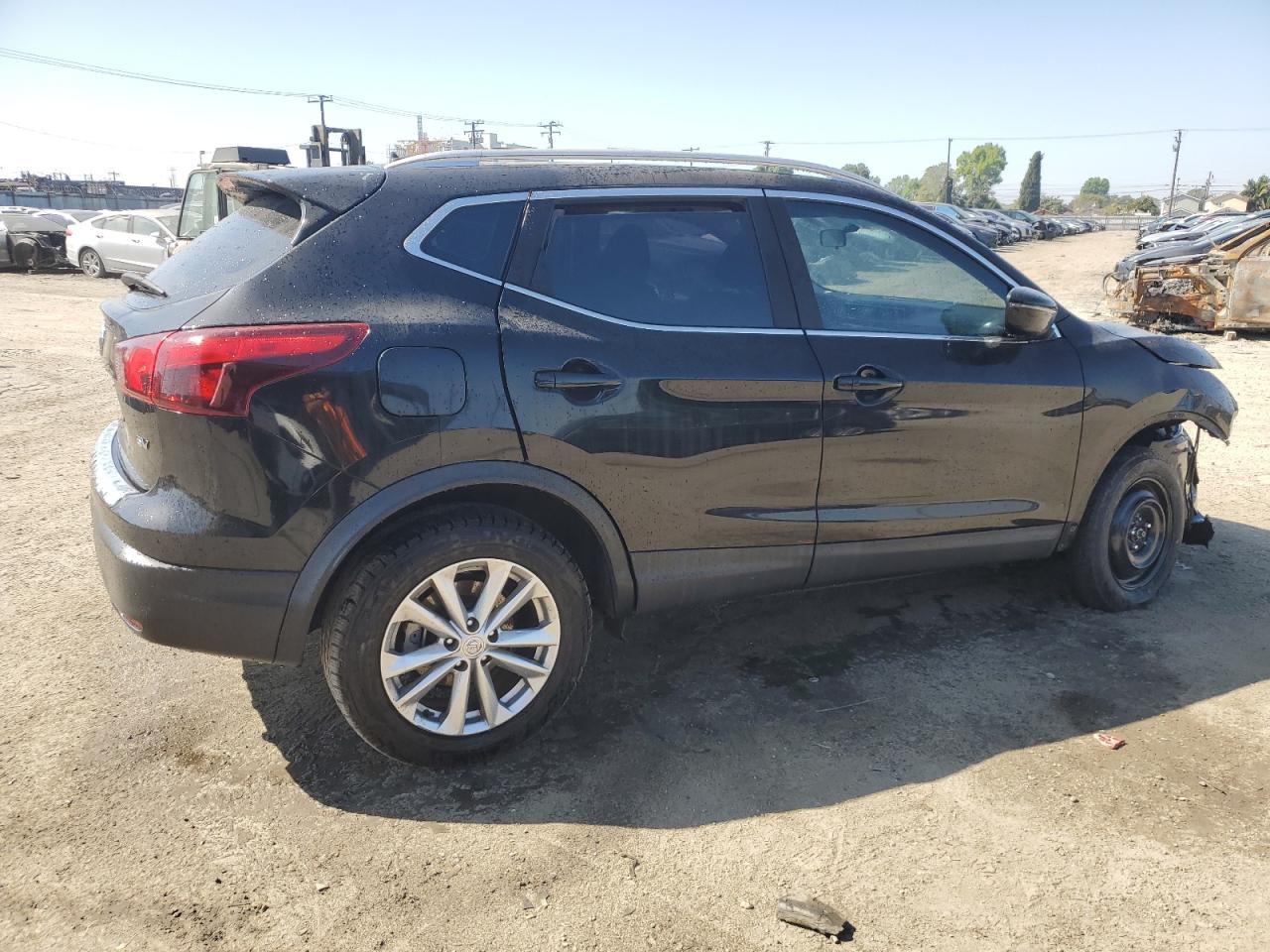 2017 NISSAN ROGUE SPOR - Фото 3