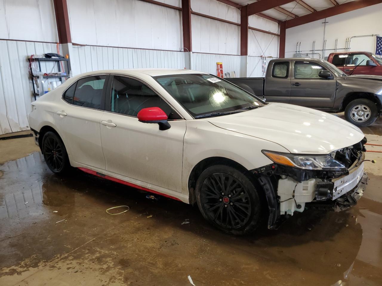 2020 TOYOTA CAMRY SE - Image 4