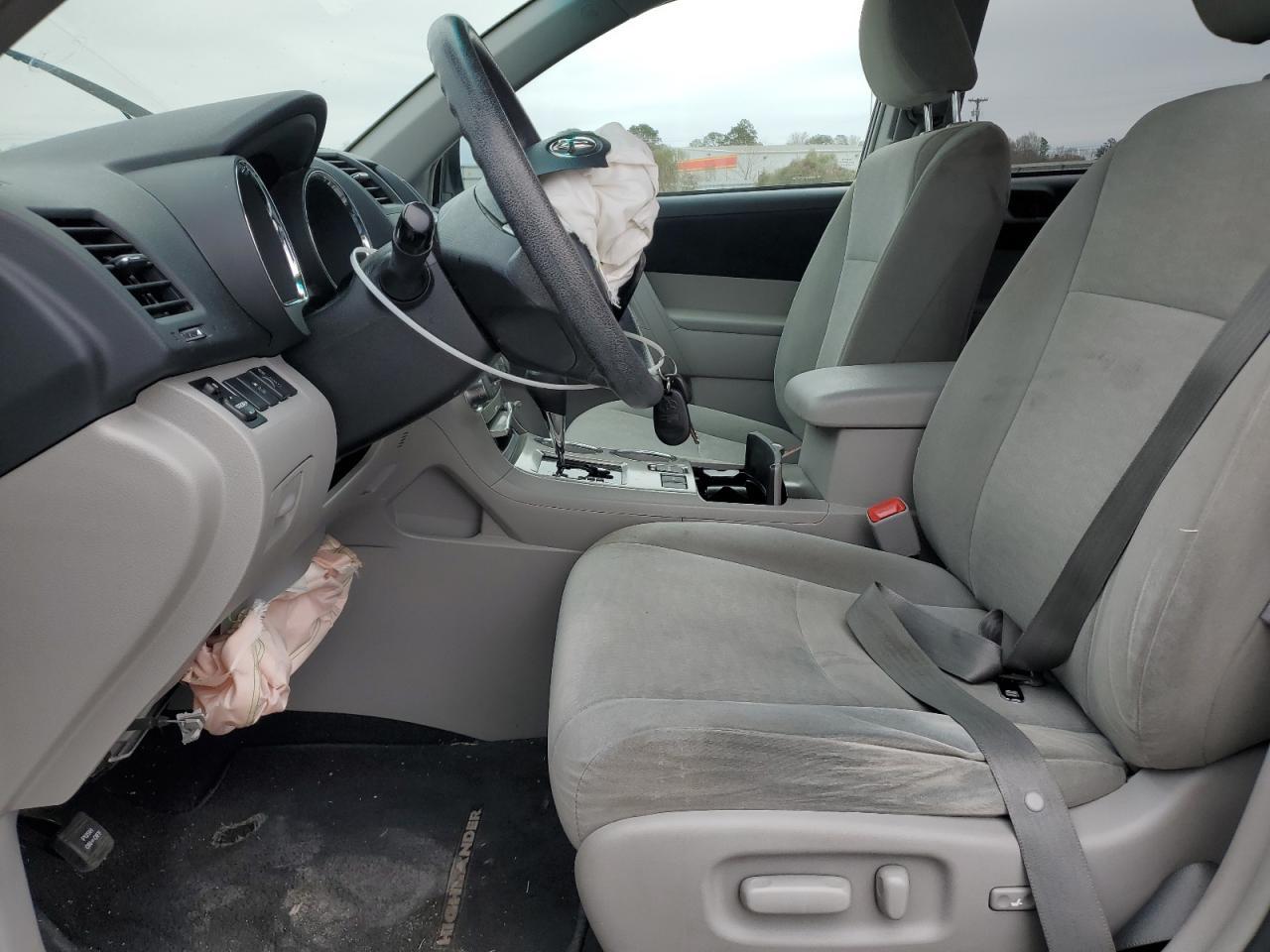 2012 TOYOTA HIGHLANDER - Image 7