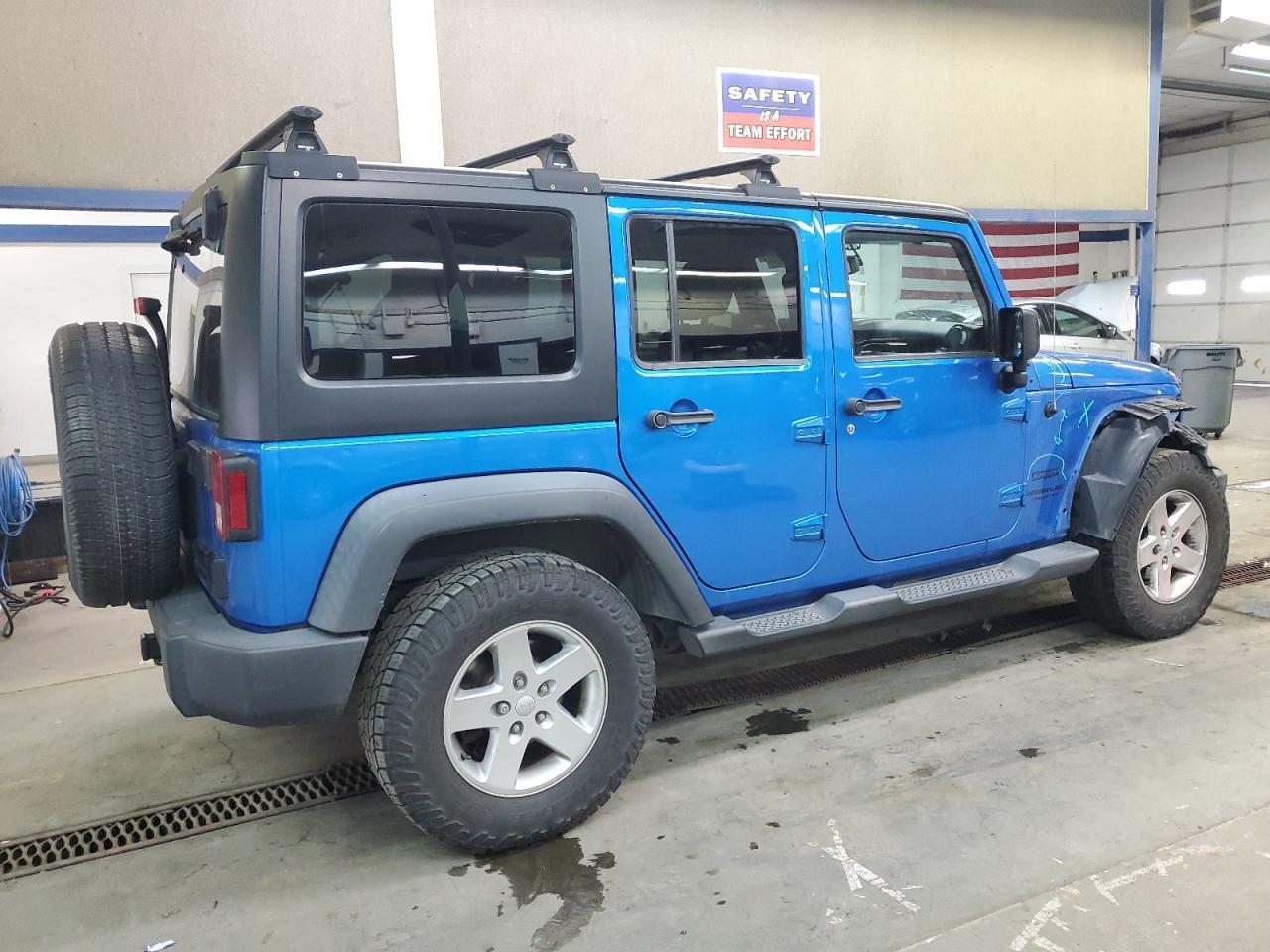 2015 JEEP WRANGLER U - Фото 3