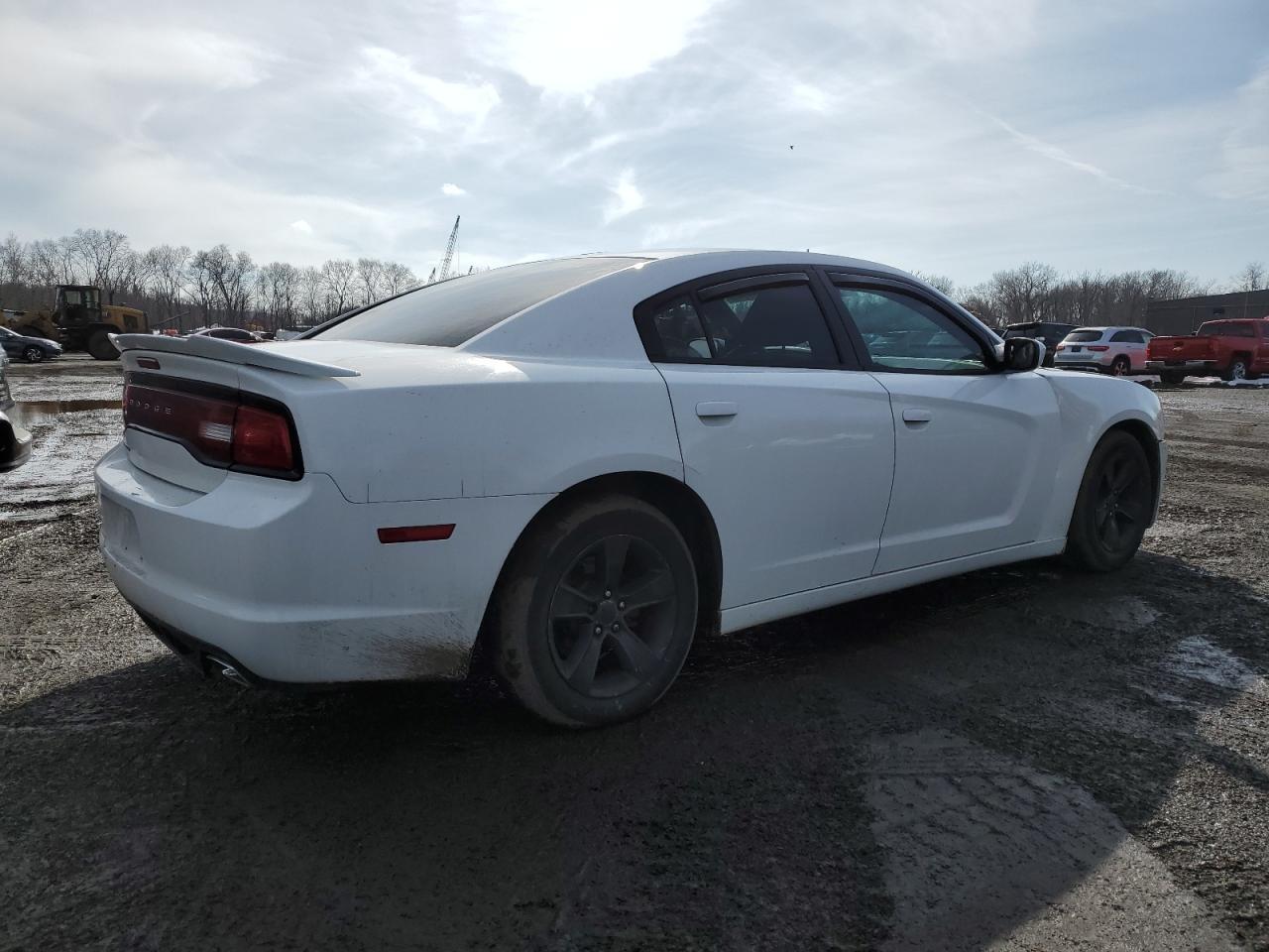 2013 DODGE CHARGER SE - Image 3