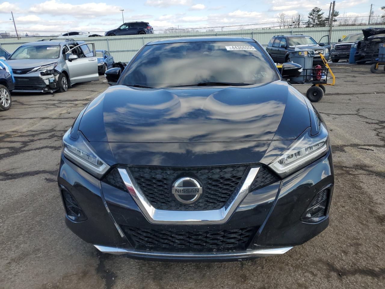 2019 NISSAN MAXIMA S - Image 5
