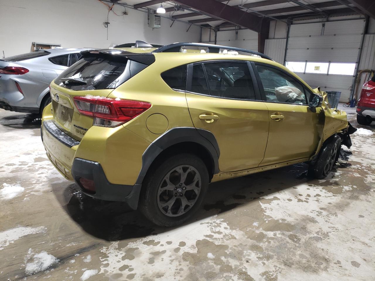 2021 SUBARU CROSSTREK - Фото 3