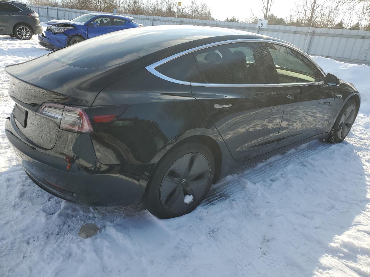 2019 TESLA MODEL 3 - Image 3