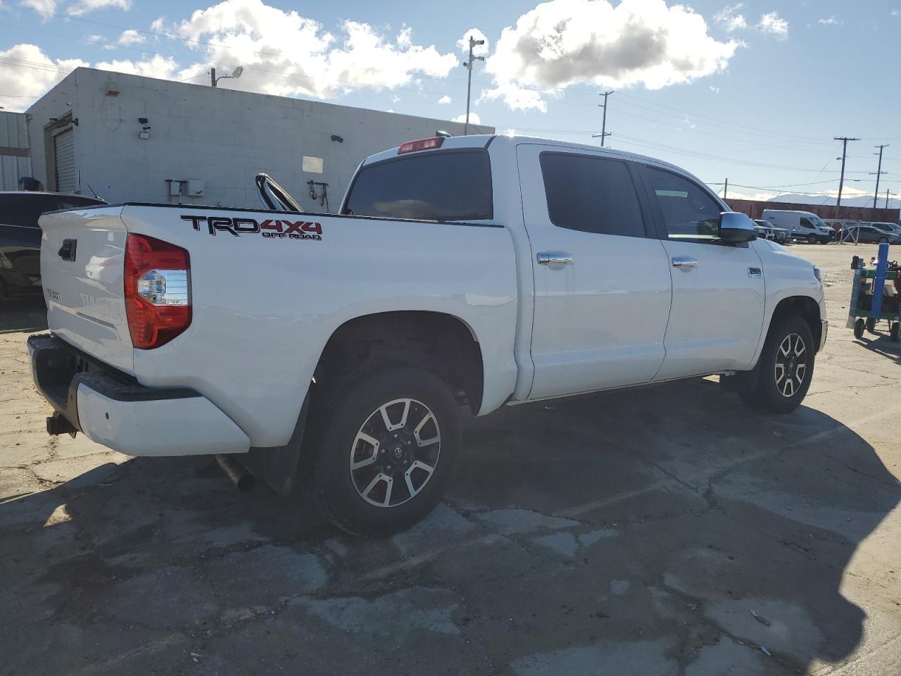 2021 TOYOTA TUNDRA CRE - Фото 3