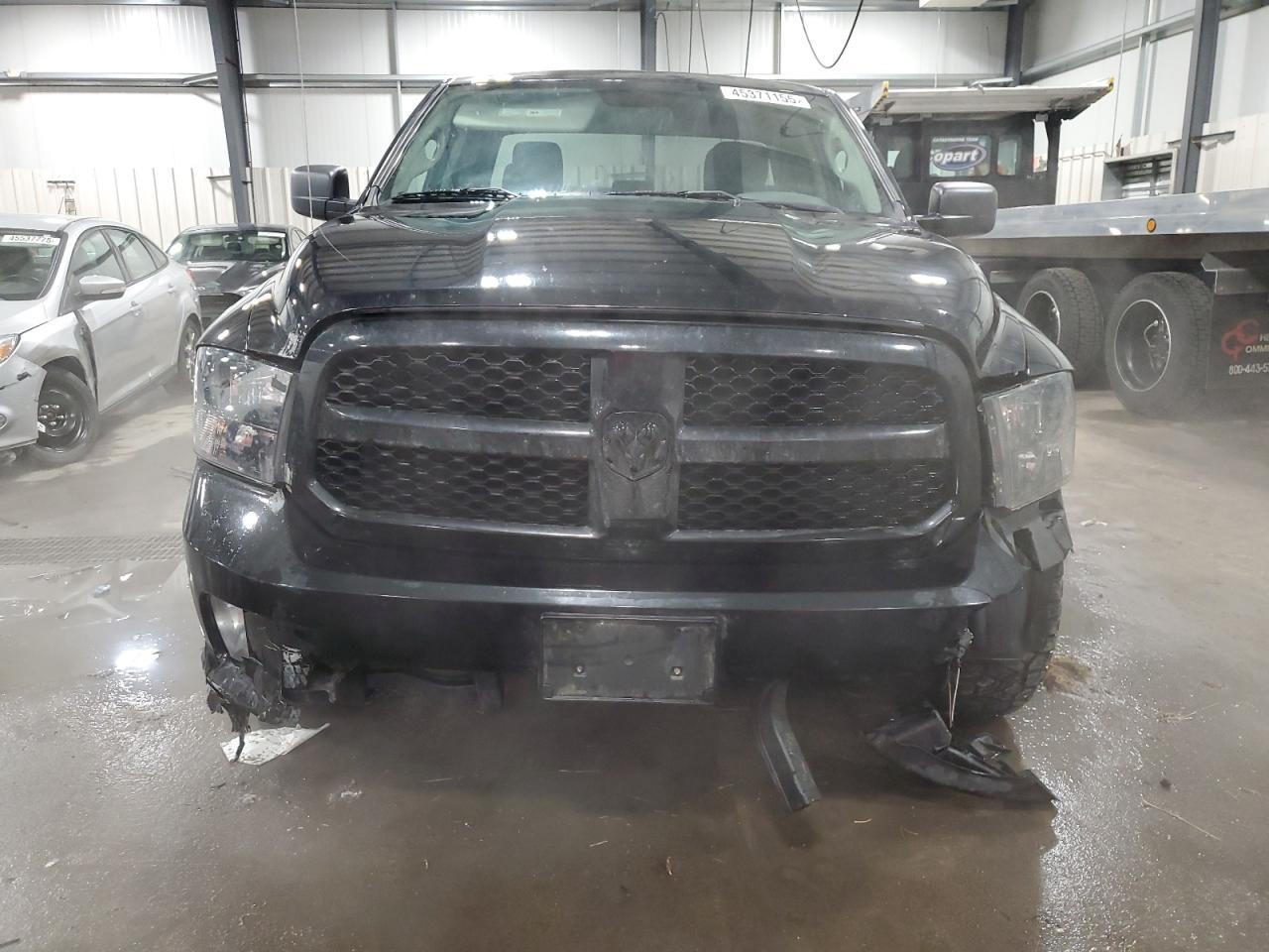 2018 RAM 1500 ST - Фото 5