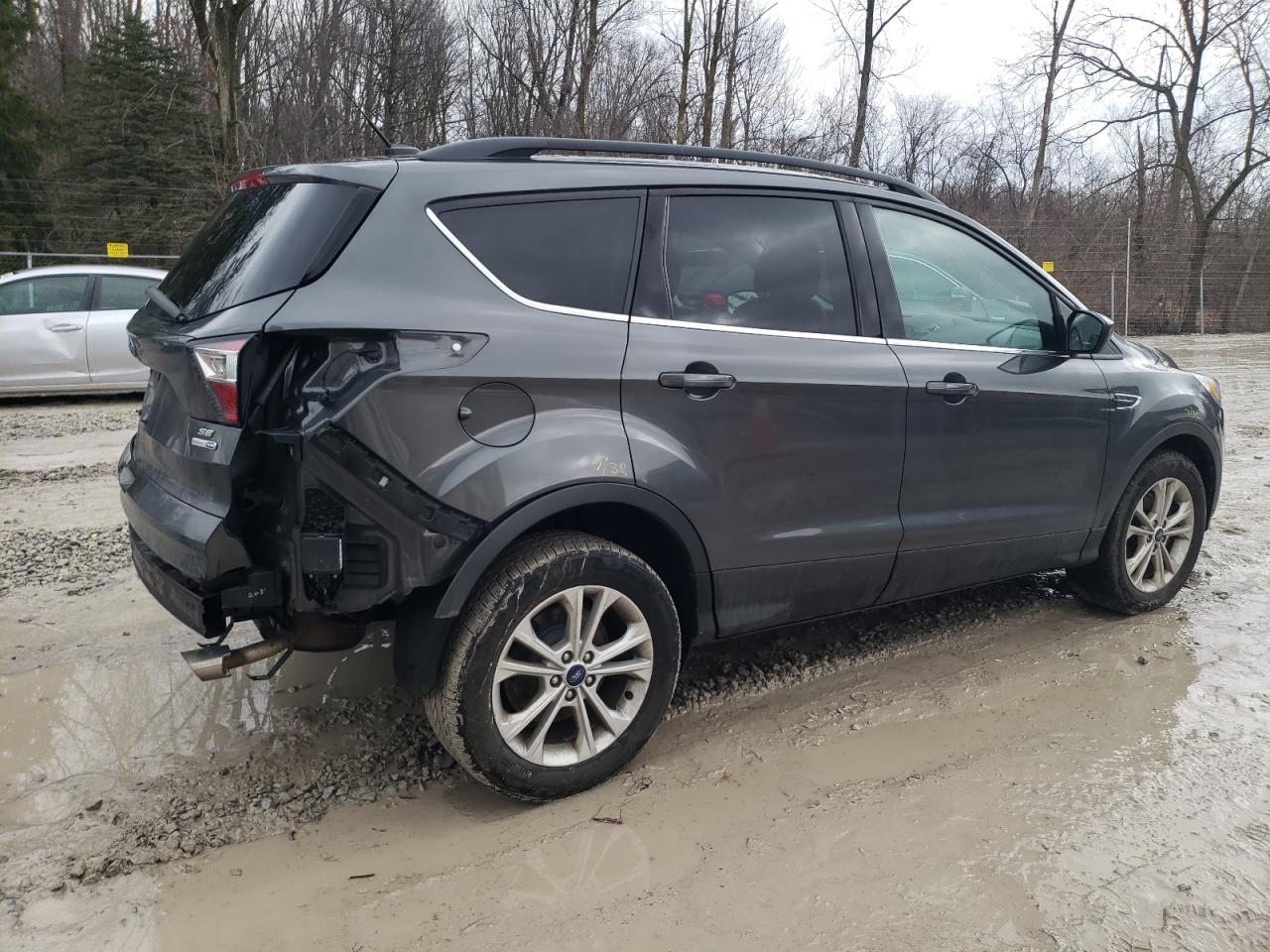 2017 FORD ESCAPE SE - Фото 3
