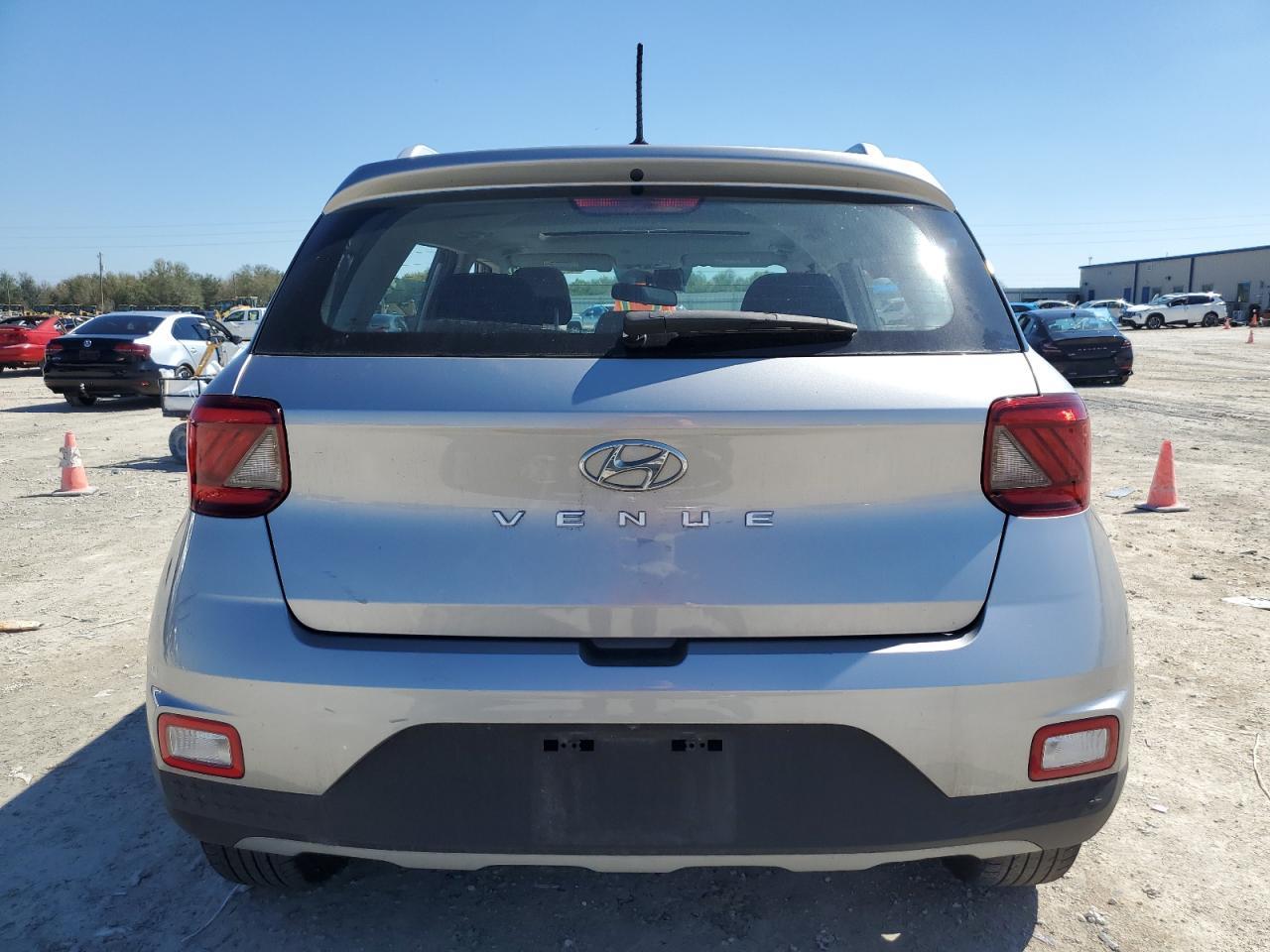 2023 HYUNDAI VENUE SEL - Image 6