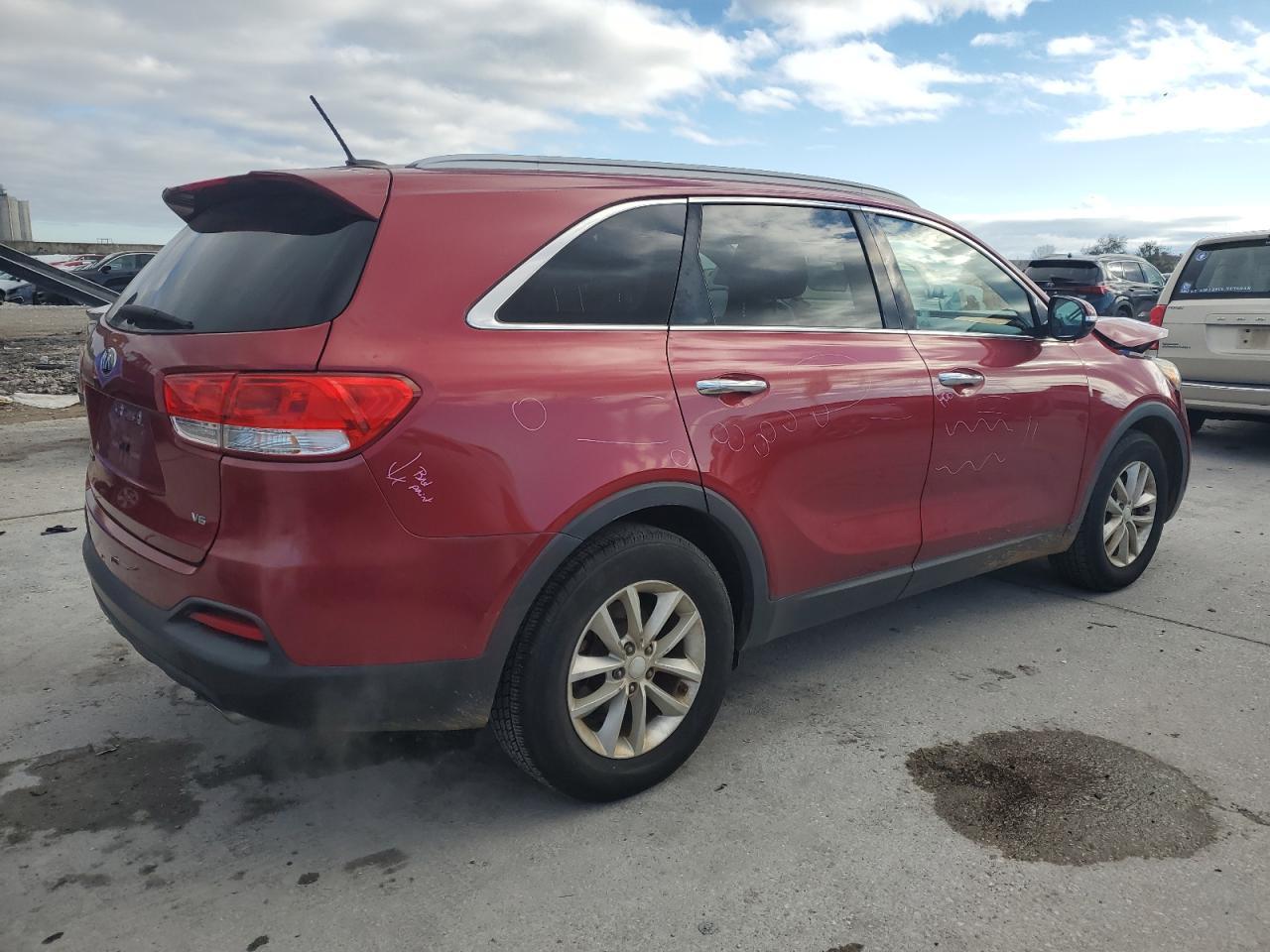 2017 KIA SORENTO LX - Фото 3