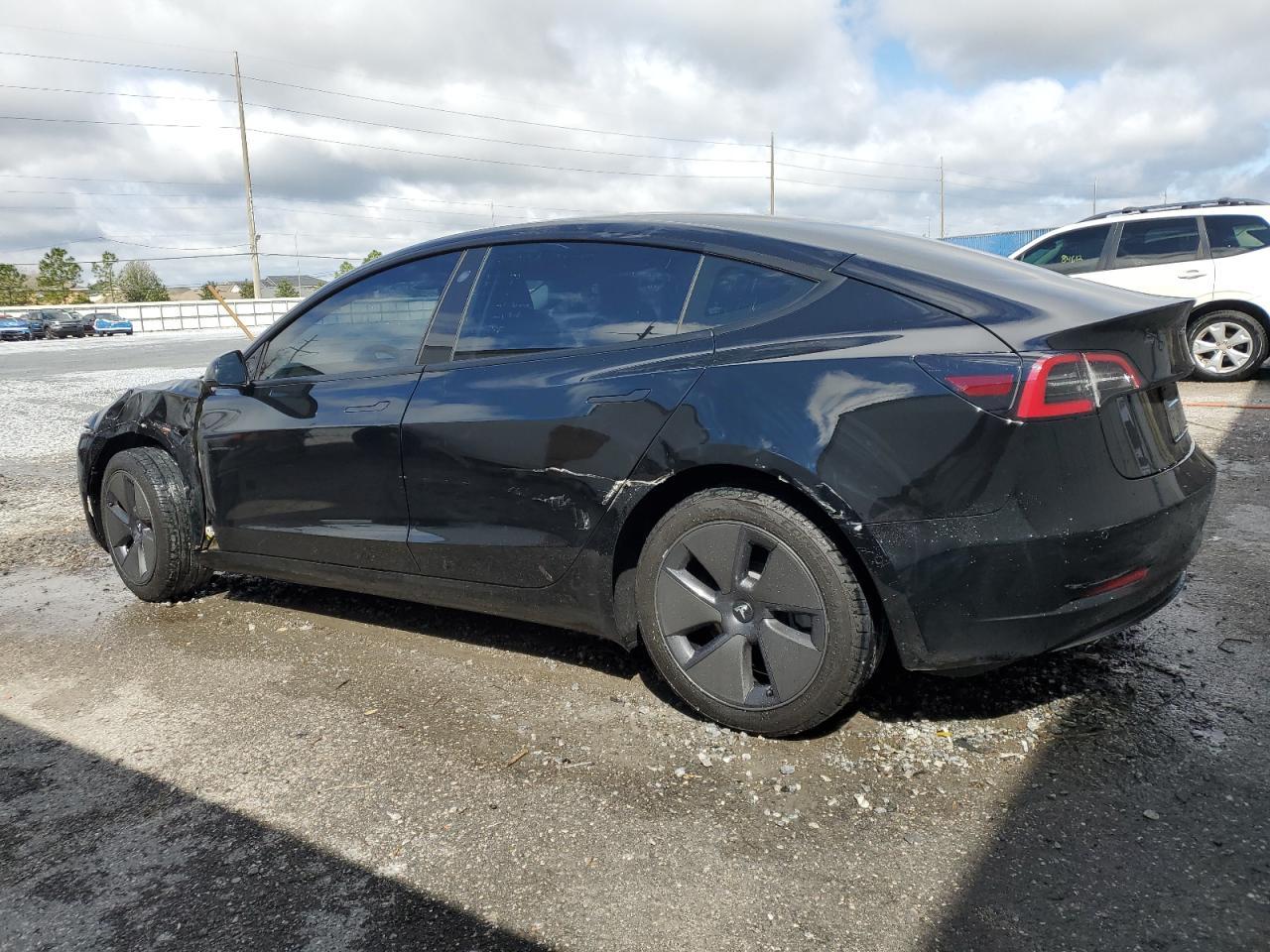2022 TESLA MODEL 3 - Image 2