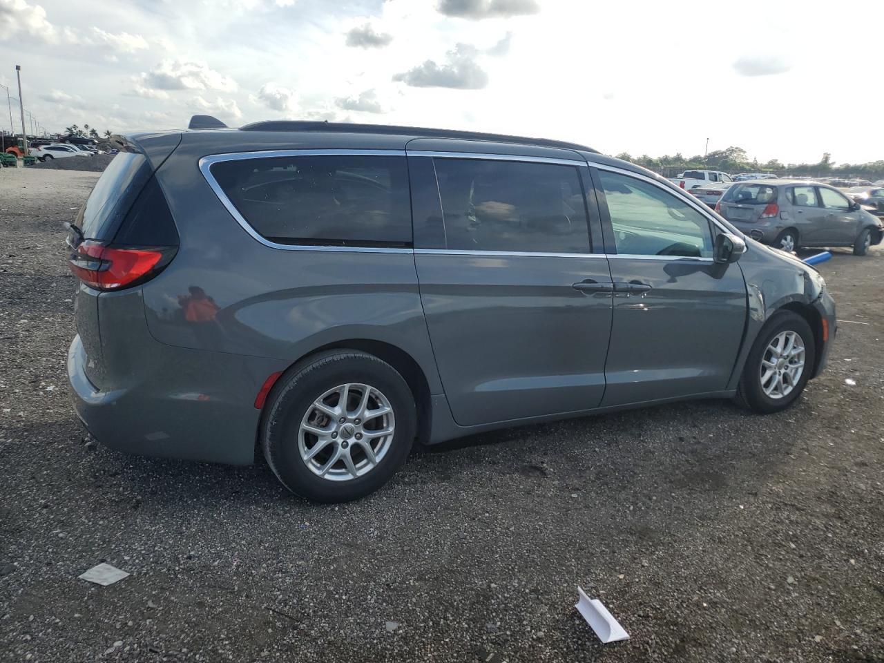 2022 CHRYSLER PACIFICA T - Image 3