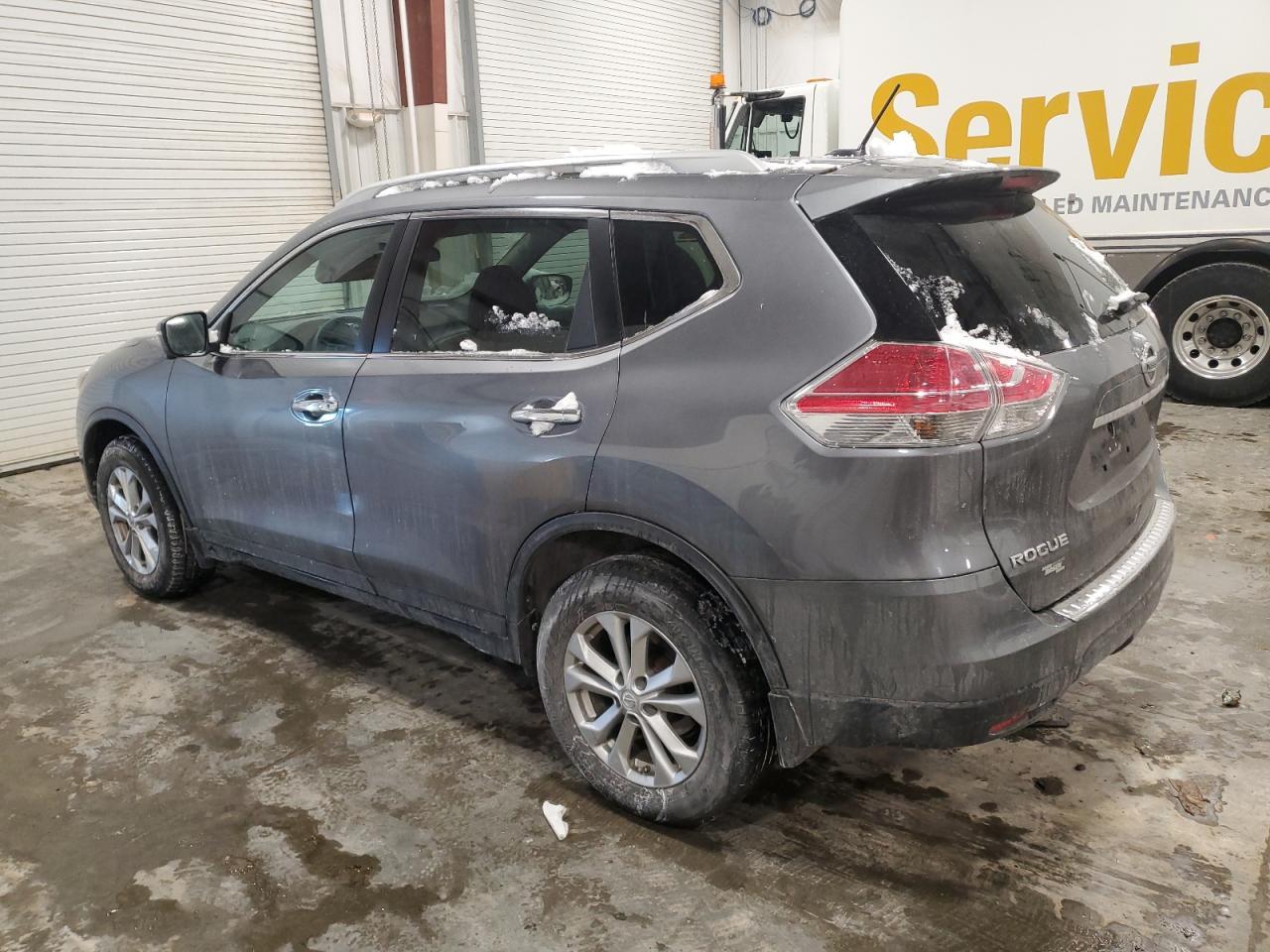 2015 NISSAN ROGUE S - Фото 2