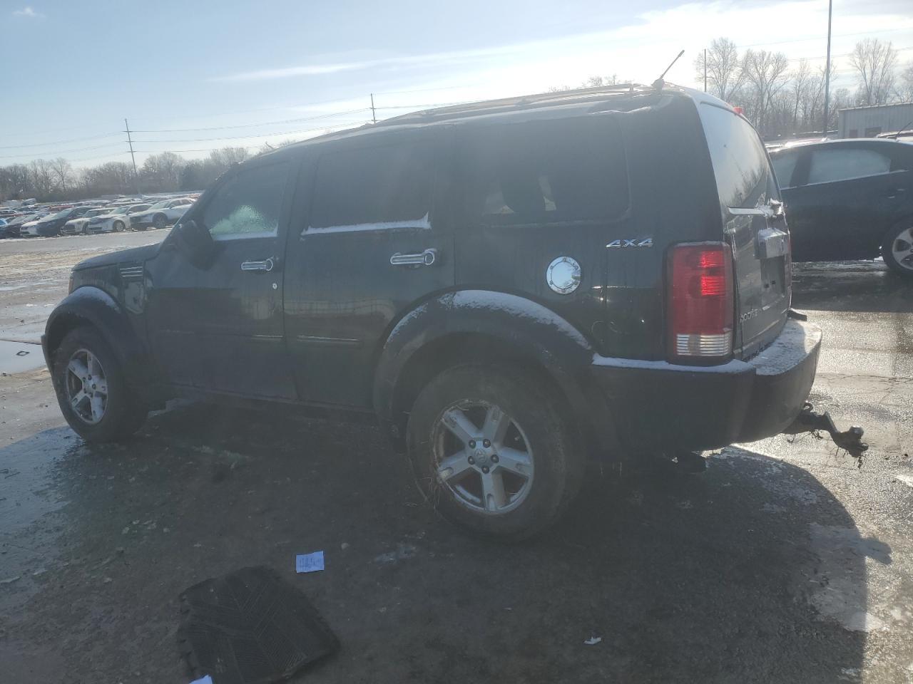 2010 DODGE NITRO SXT - Фото 2