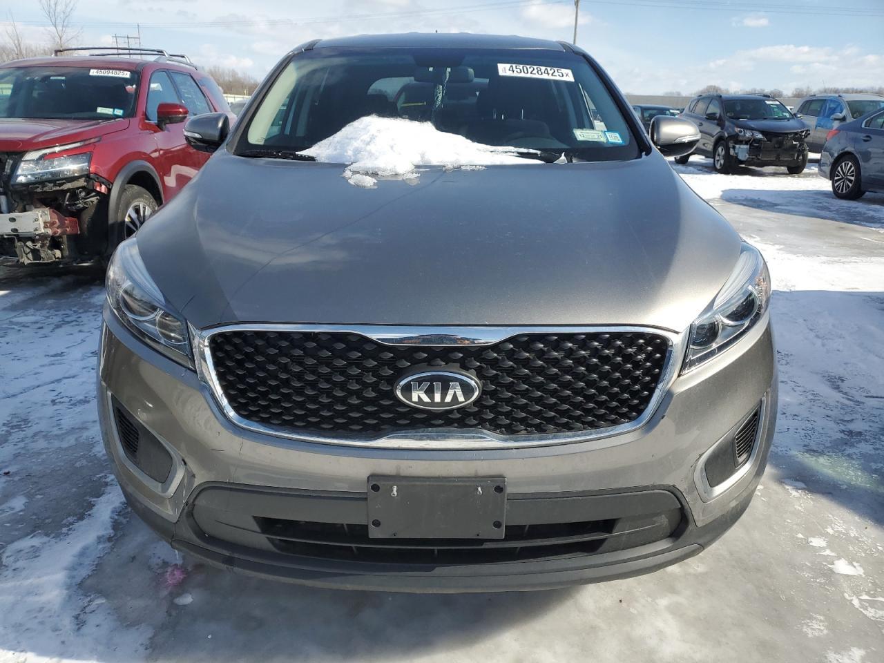 2016 KIA SORENTO LX - Image 5