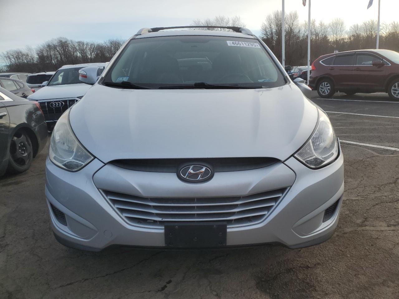 2012 HYUNDAI TUCSON GLS - Image 5