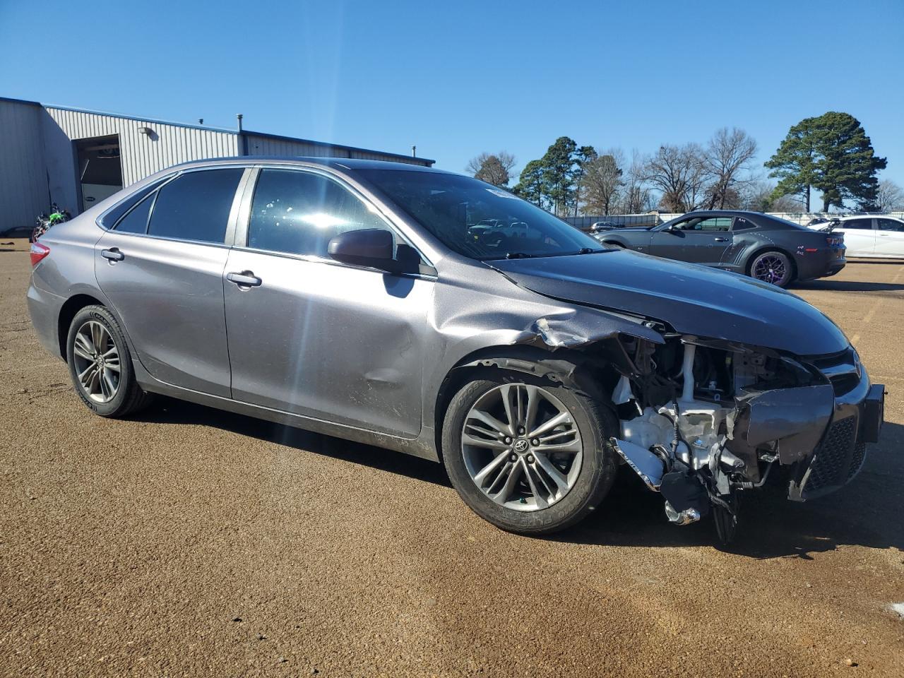 2017 TOYOTA CAMRY LE - Image 4