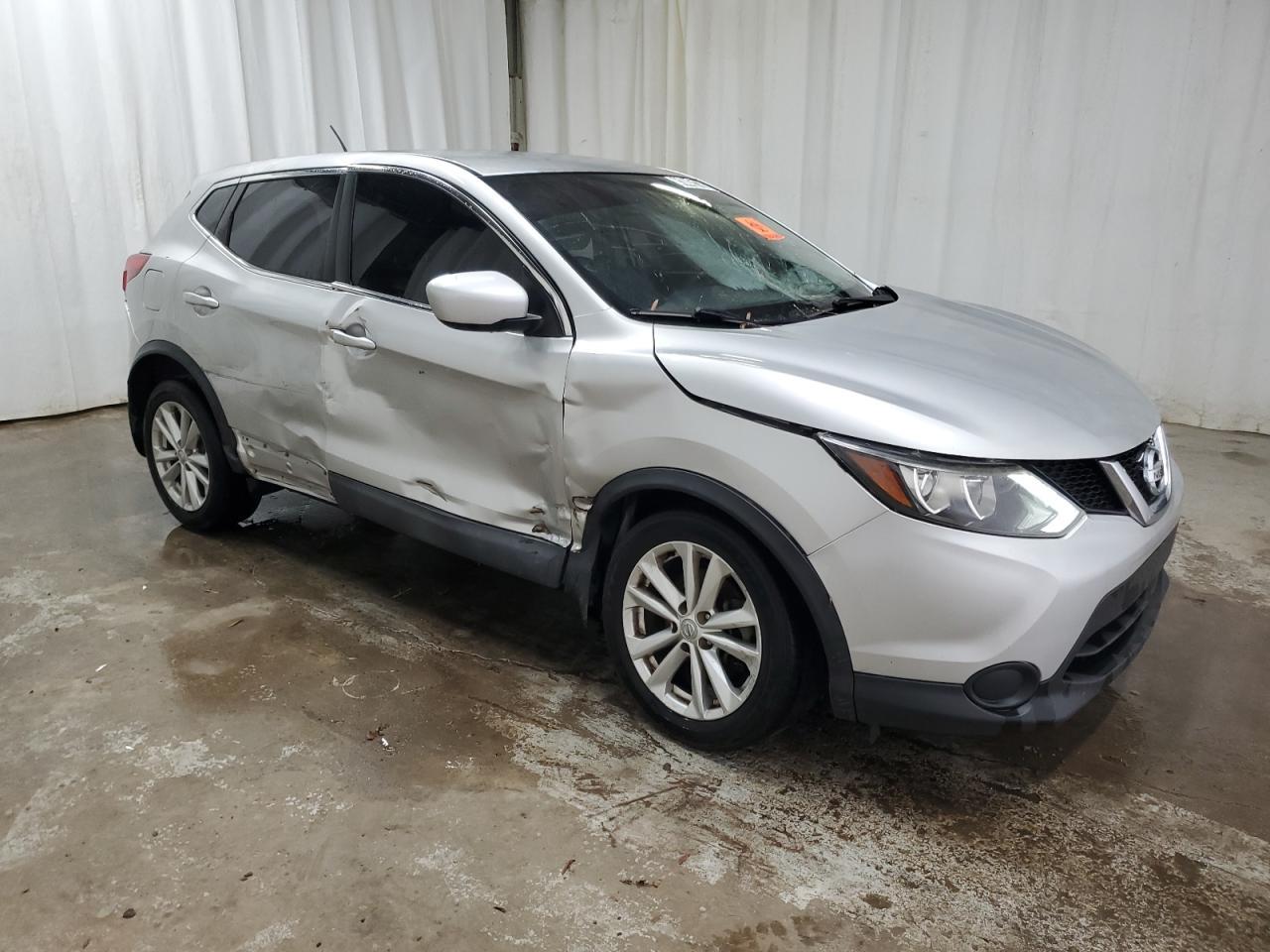 2017 NISSAN ROGUE SPOR - Фото 4