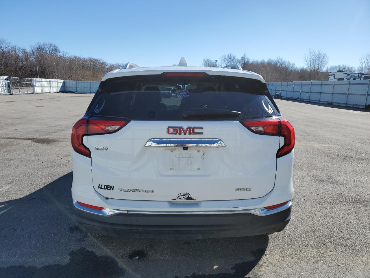 2019 GMC TERRAIN SL - Фото 6
