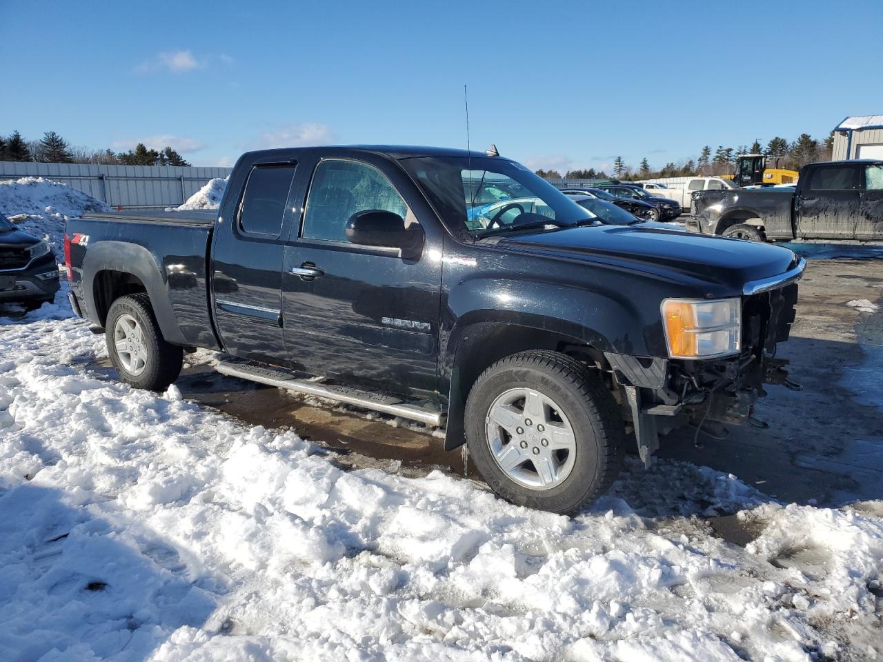 2011 GMC SIERRA K15 - Фото 4