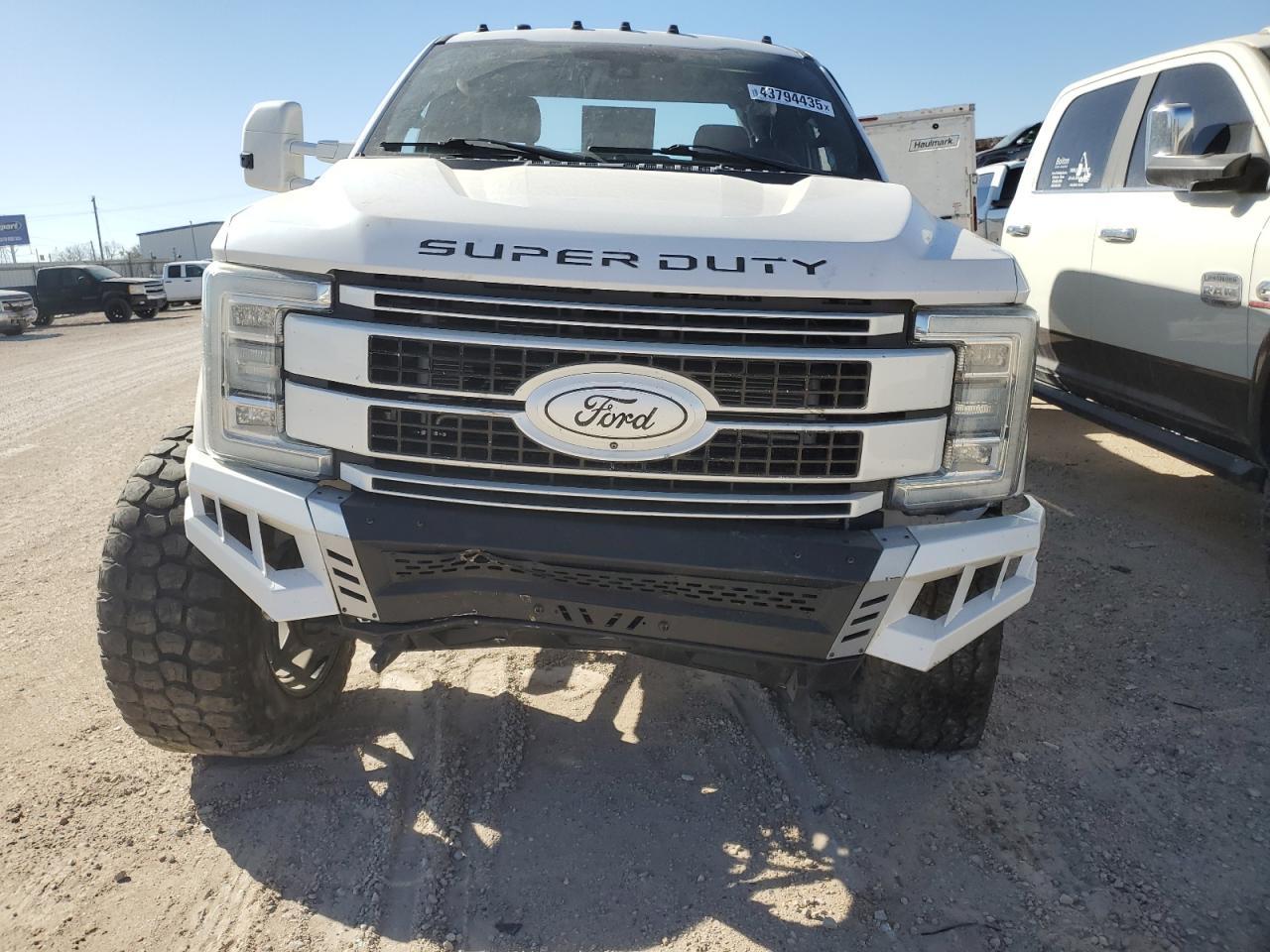 2017 FORD F350 SUPER - Image 5