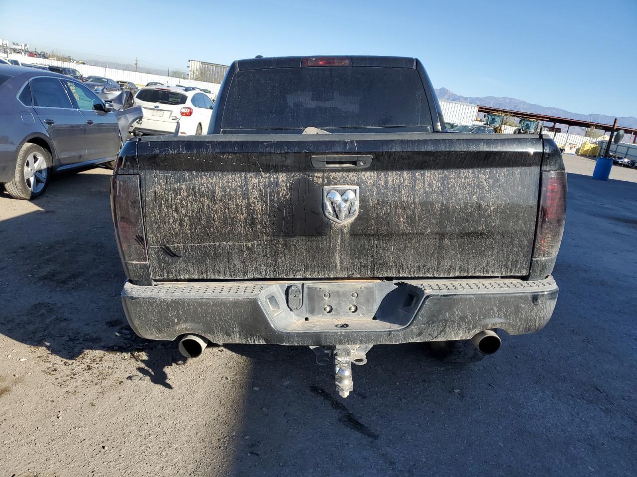 2014 RAM 1500 ST - Image 6