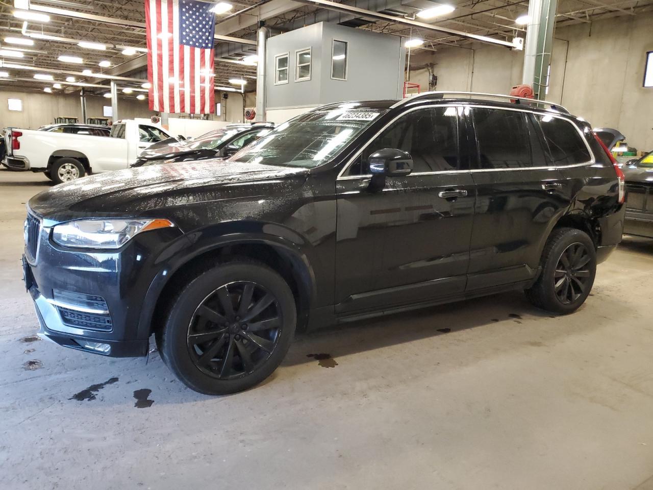 2016 VOLVO XC90 T6