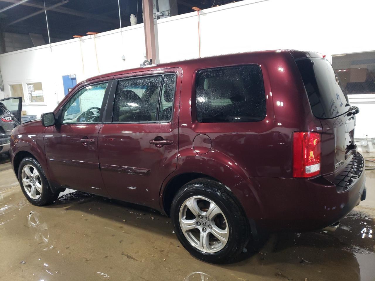 2015 HONDA PILOT EXL - Image 2