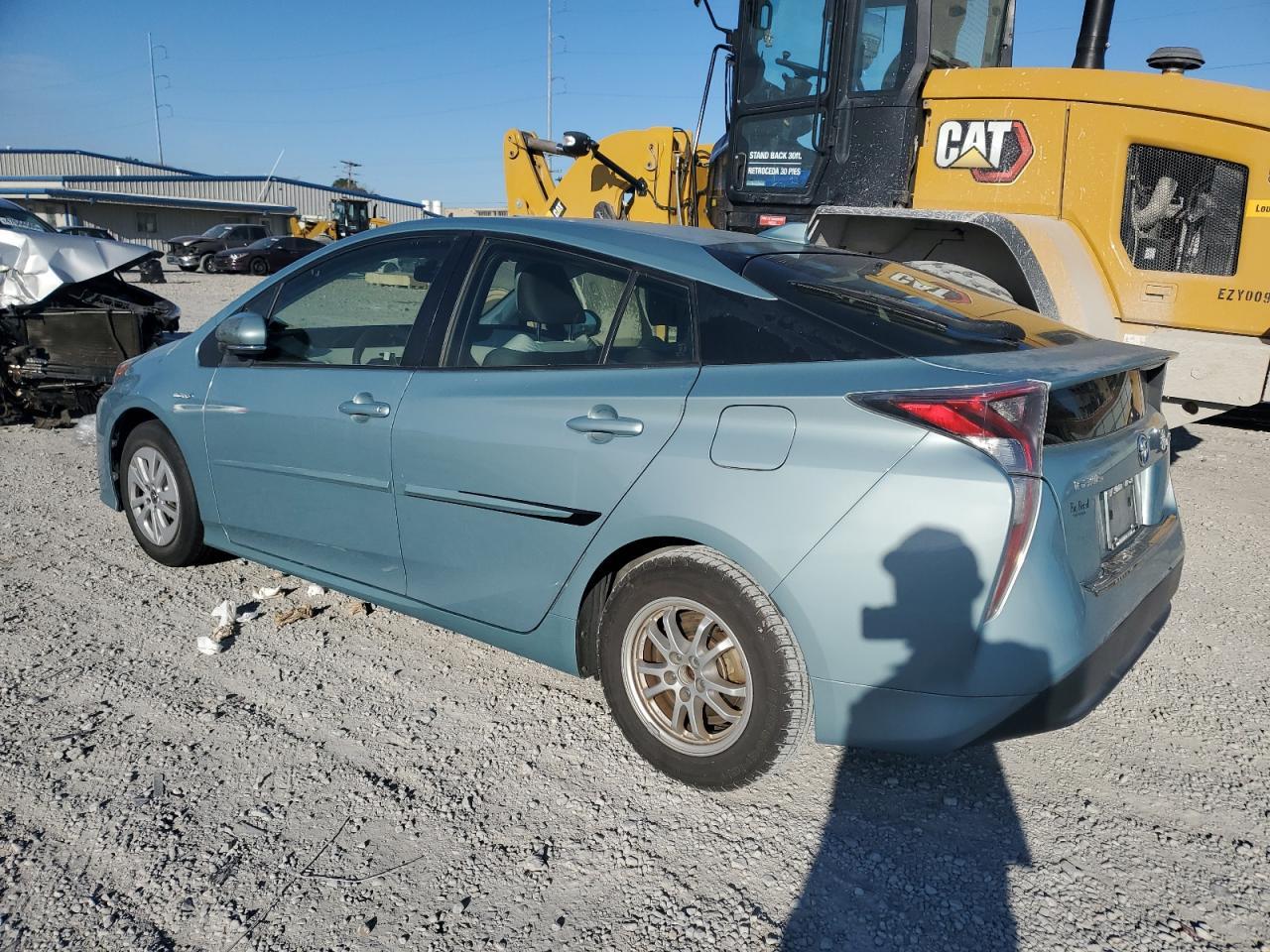 2016 TOYOTA PRIUS - Фото 2