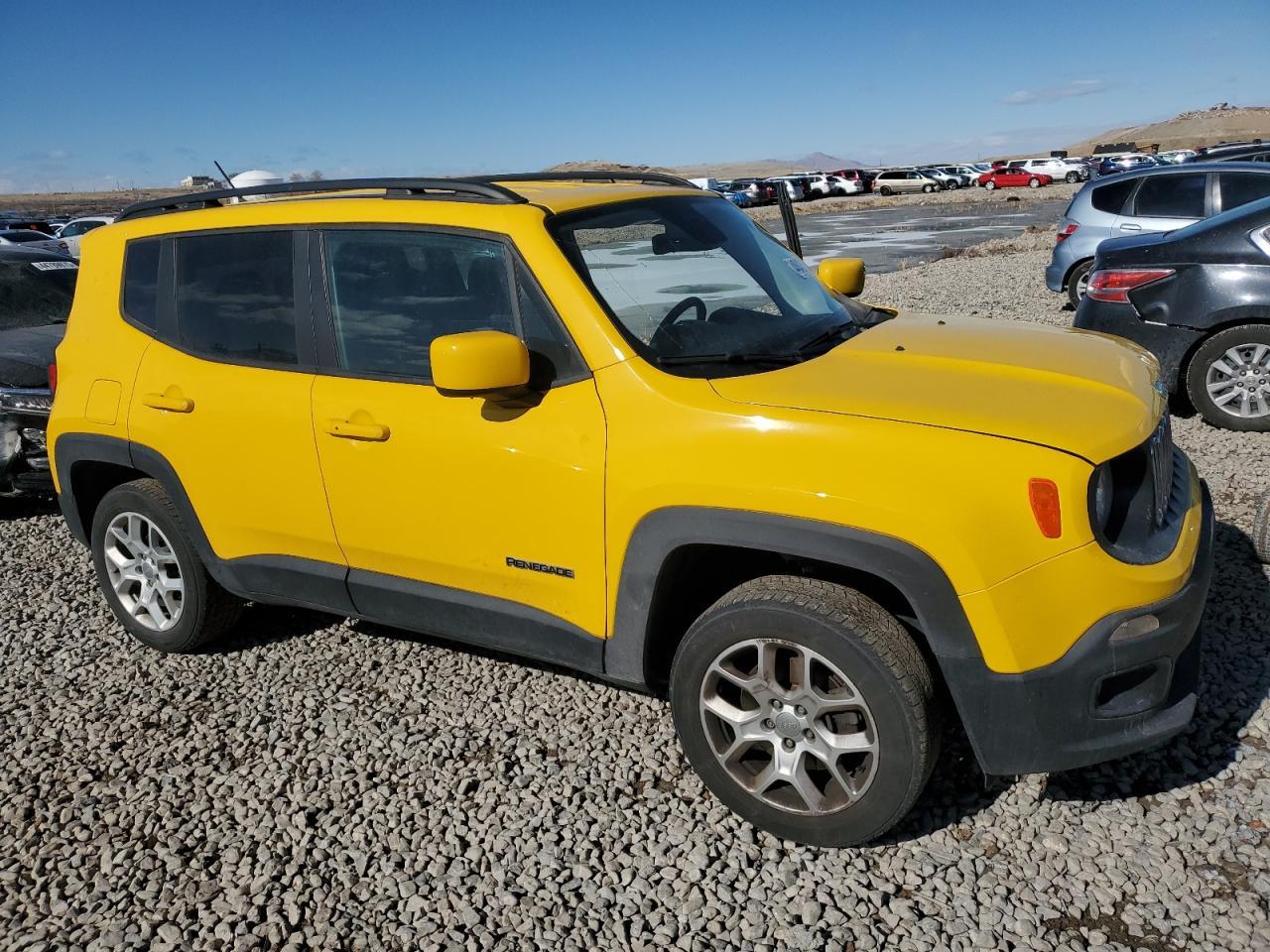 2016 JEEP RENEGADE L - Image 4