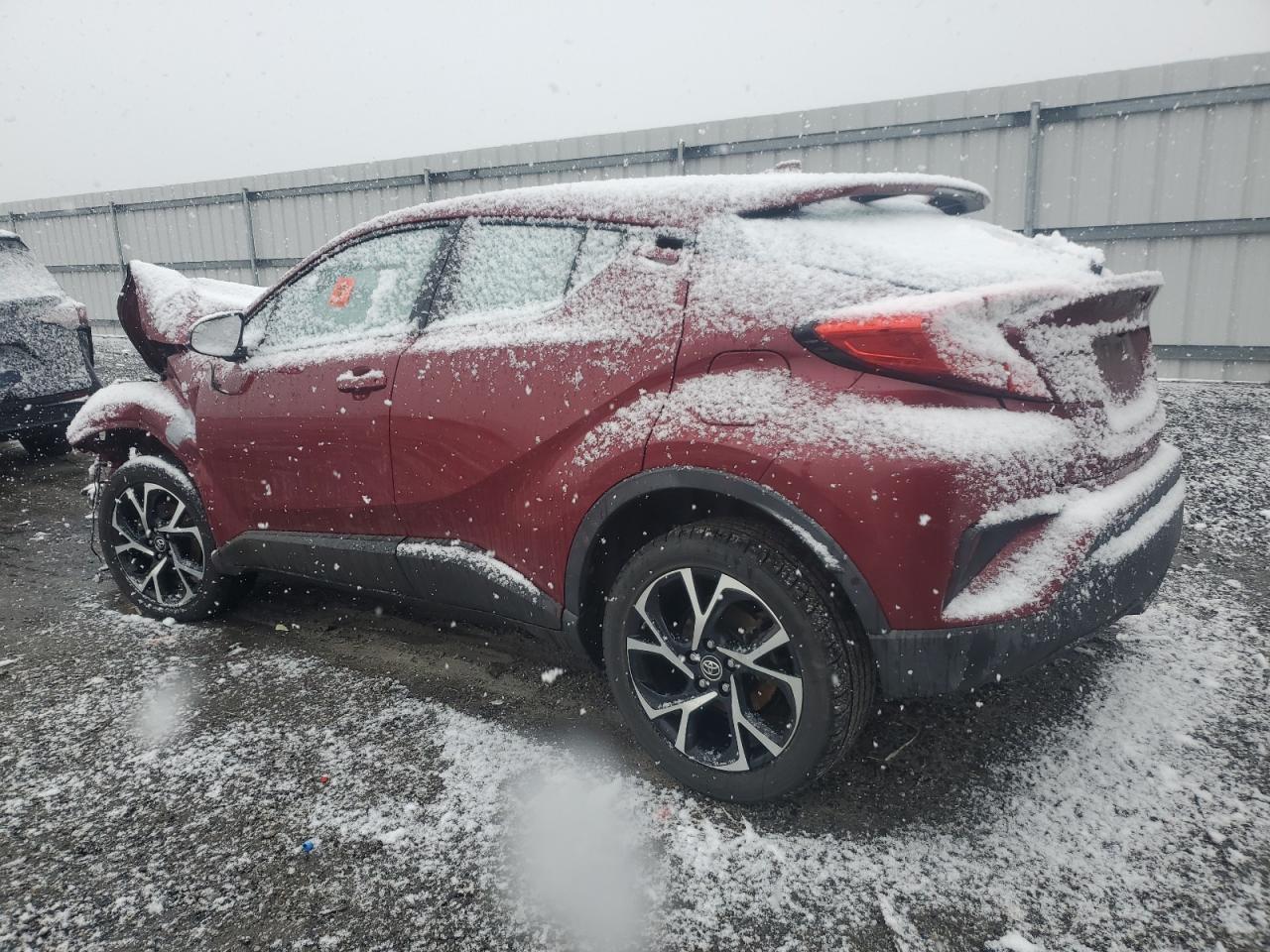 2018 TOYOTA C-HR XLE - Фото 2