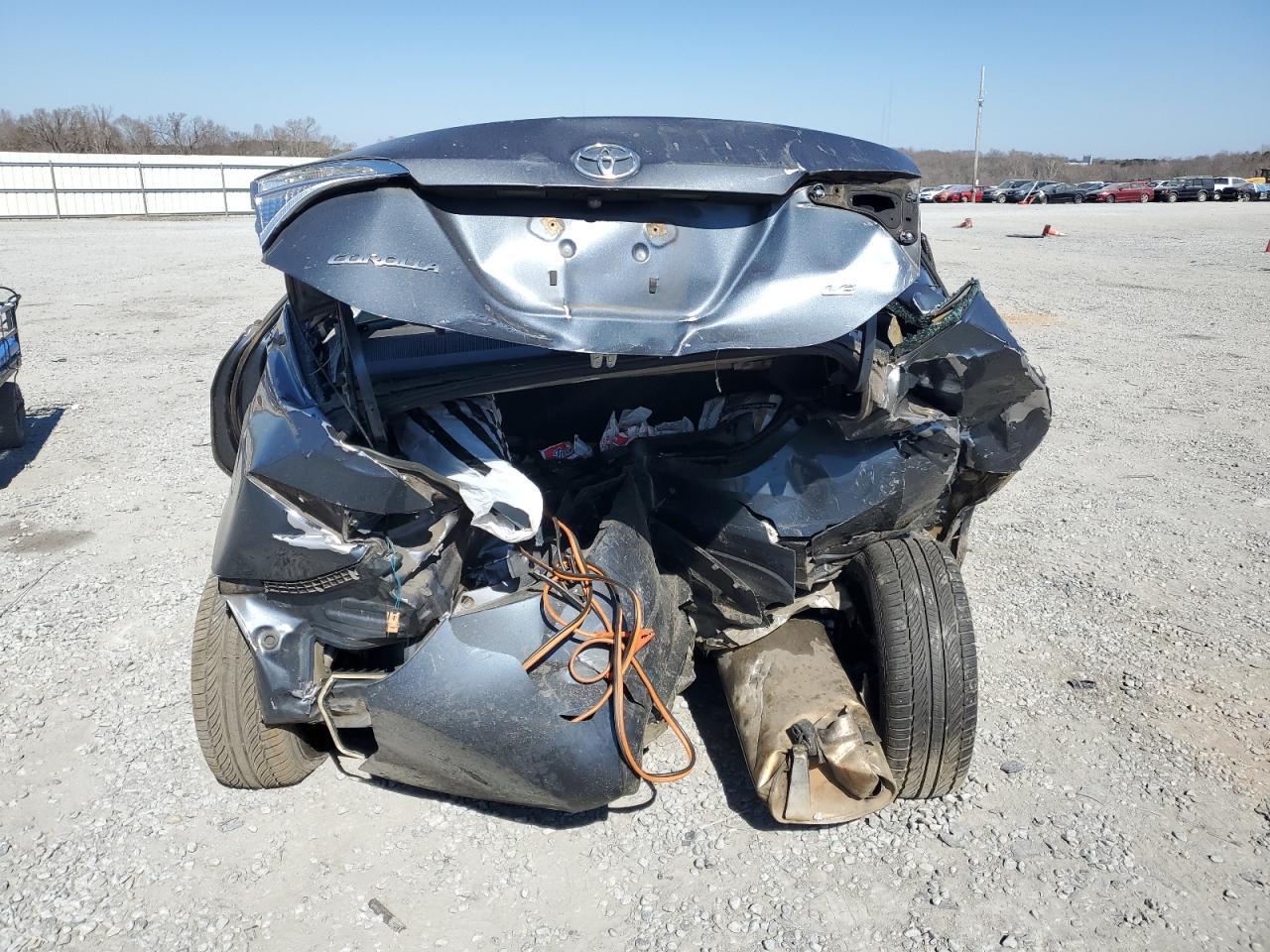 2018 TOYOTA COROLLA L - Image 6