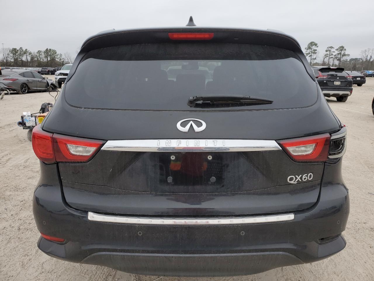 2017 INFINITI QX60 - Image 6