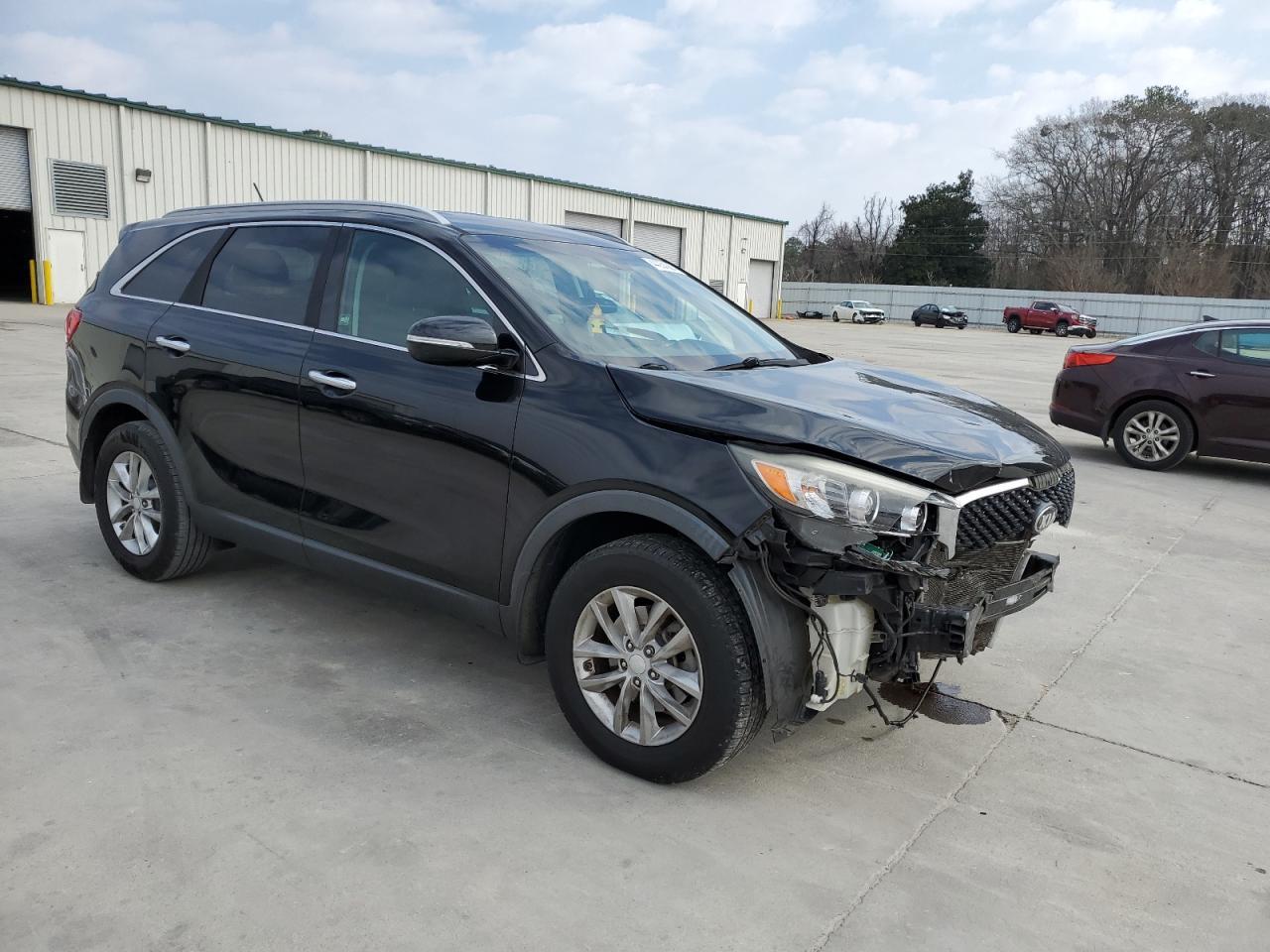 2016 KIA SORENTO LX - Image 4