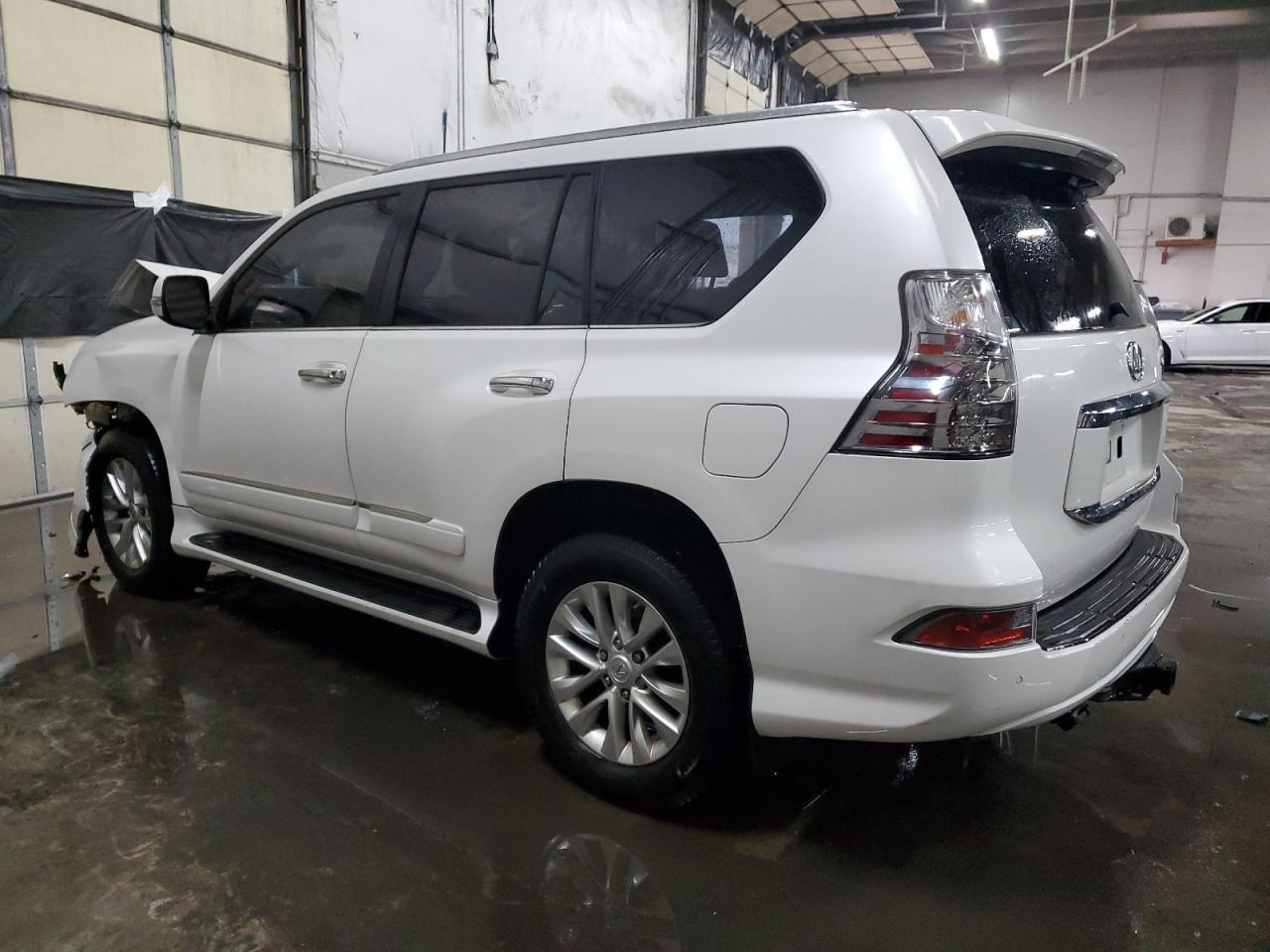 2014 LEXUS GX 460 - Image 2
