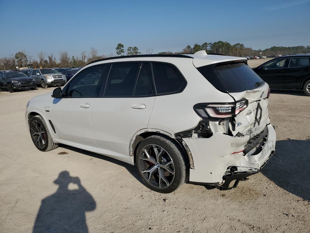 2022 BMW X5 XDRIVE4 - Image 2
