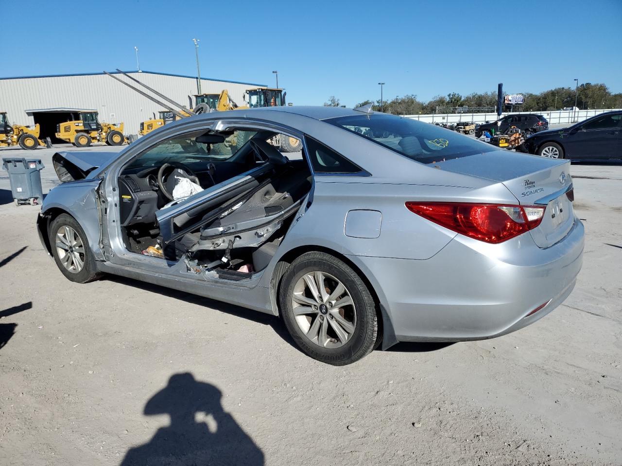 2013 HYUNDAI SONATA GLS - Фото 2
