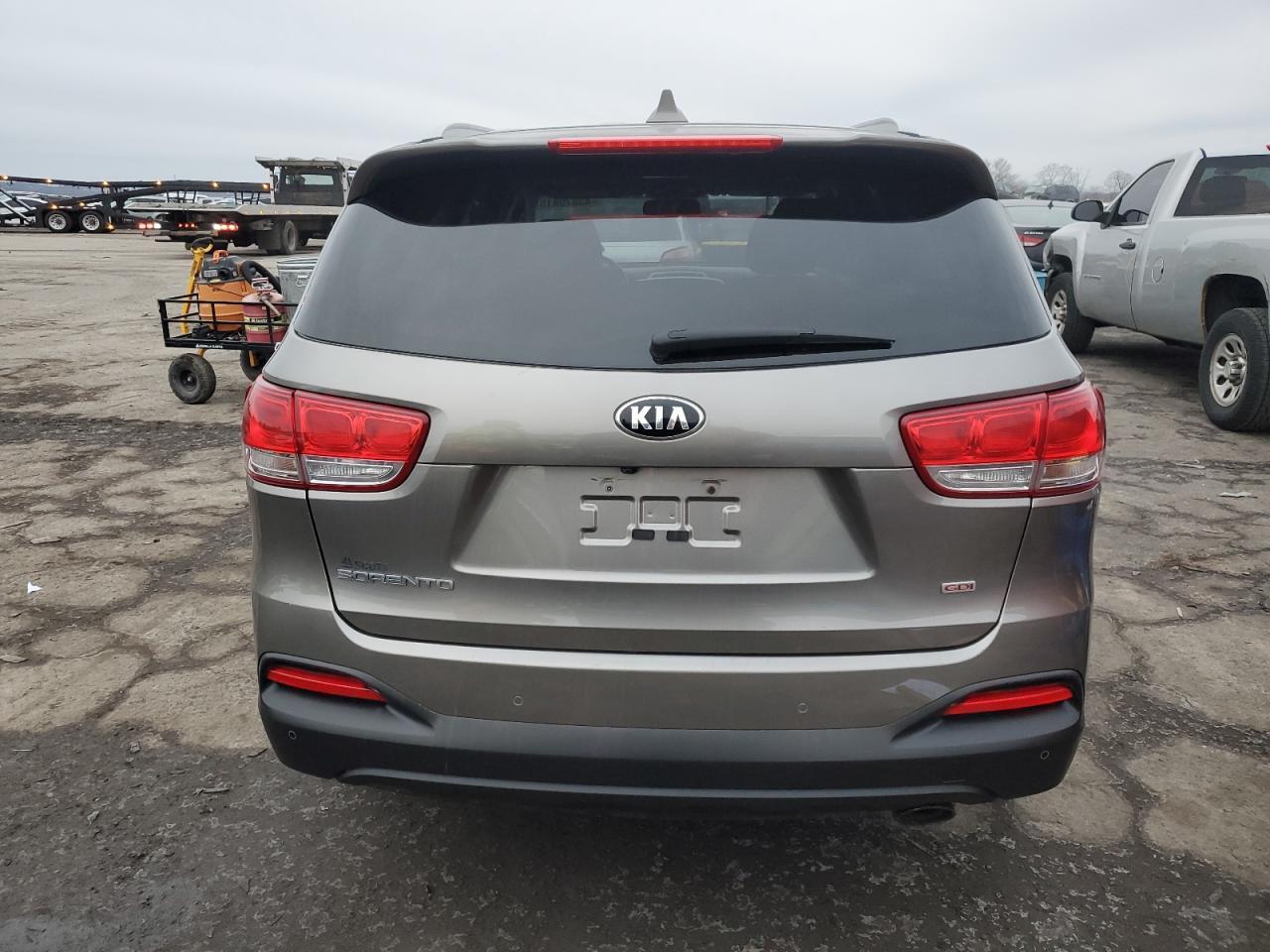 2016 KIA SORENTO LX - Image 6