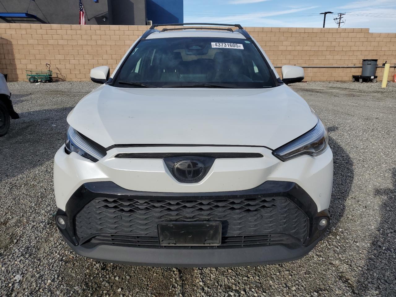 2024 TOYOTA COROLLA CR - Фото 5
