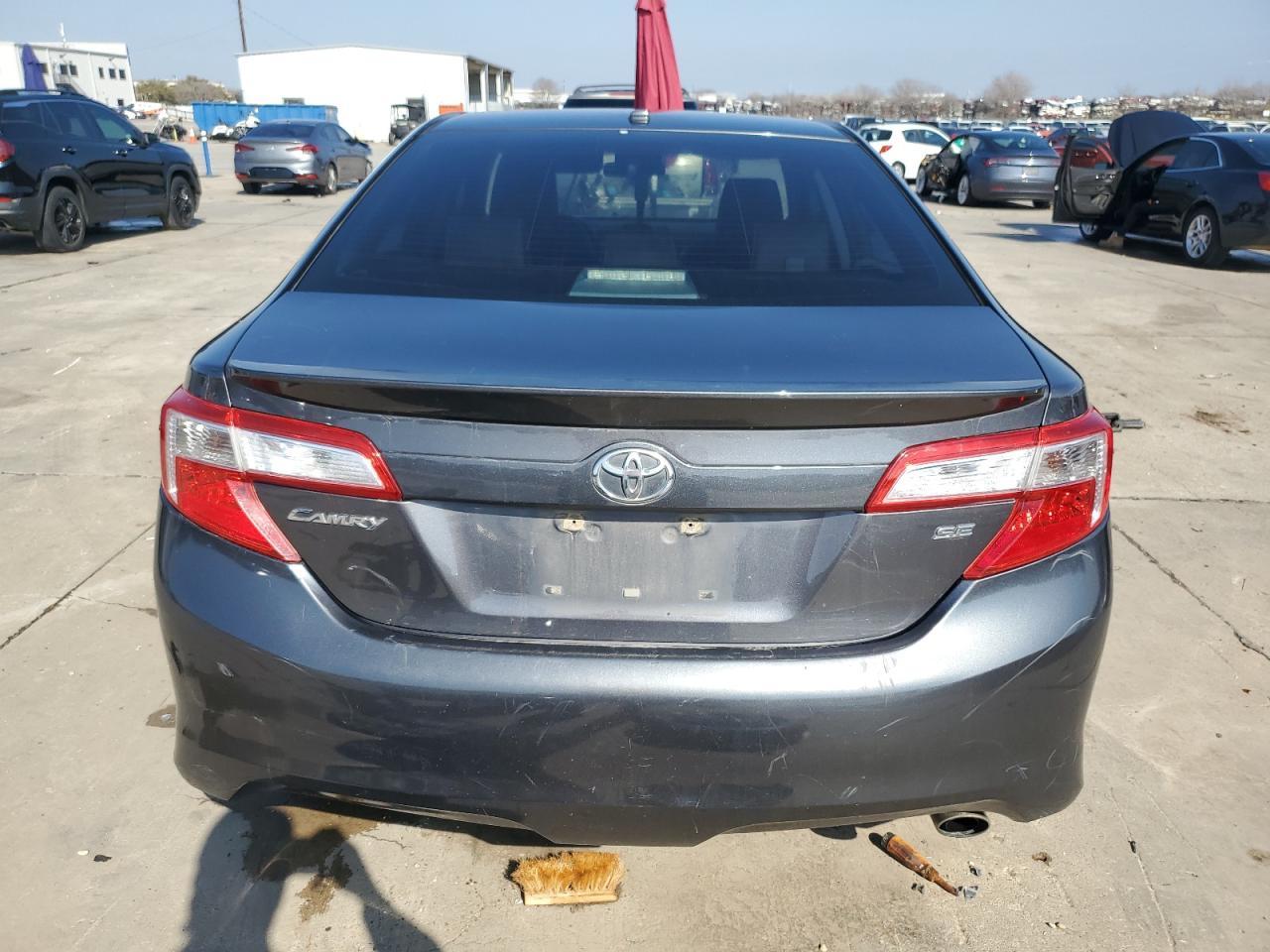 2013 TOYOTA CAMRY L - Фото 6