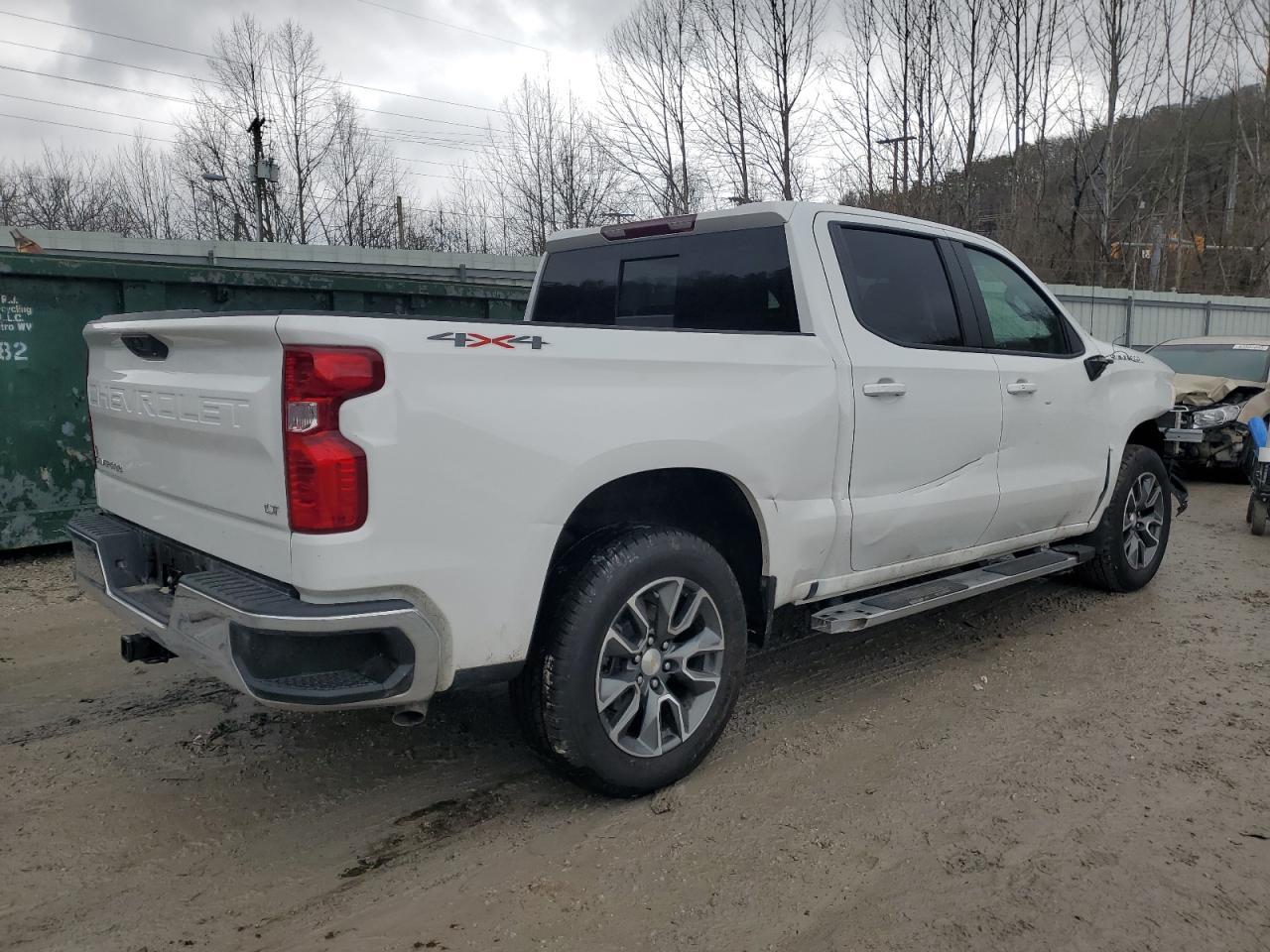 2024 CHEVROLET SILVERADO - Image 3