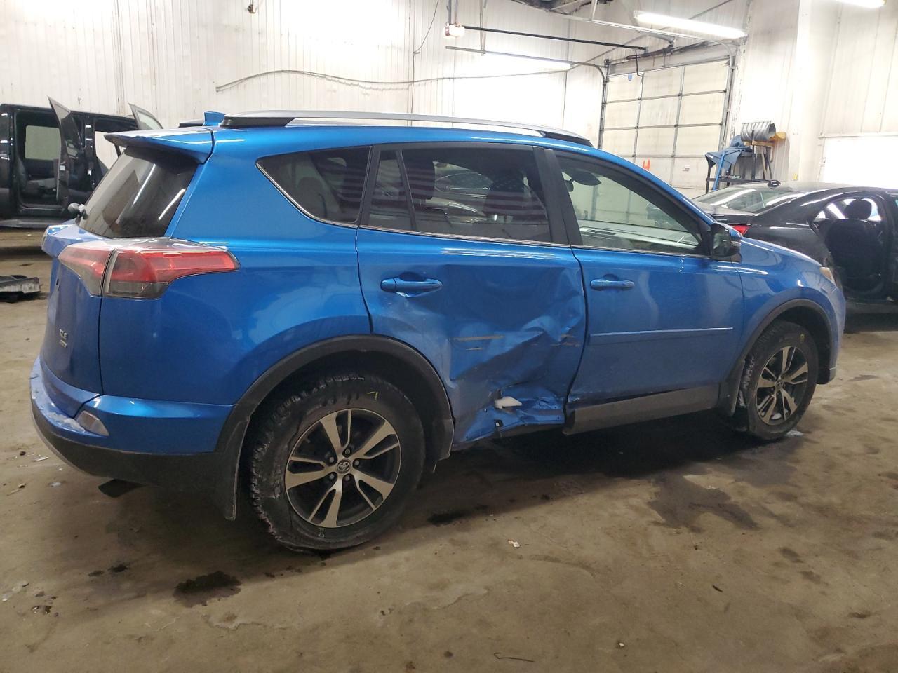 2018 TOYOTA RAV4 ADVEN - Фото 3