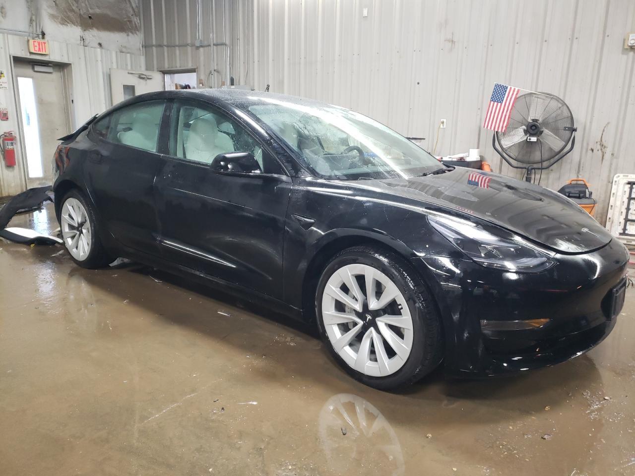 2023 TESLA MODEL 3 - Фото 4