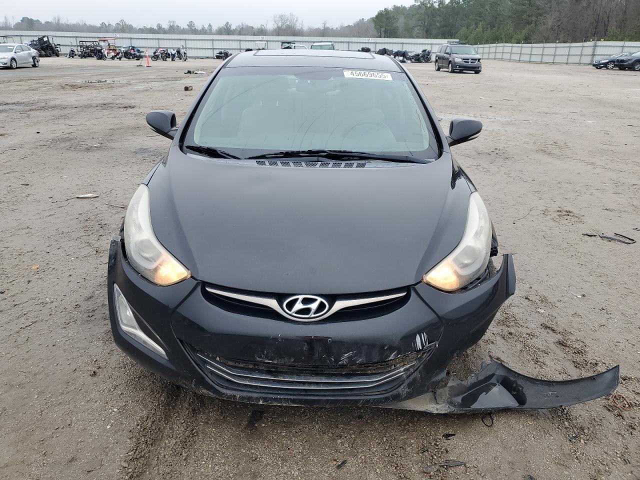 2014 HYUNDAI ELANTRA SE - Фото 5