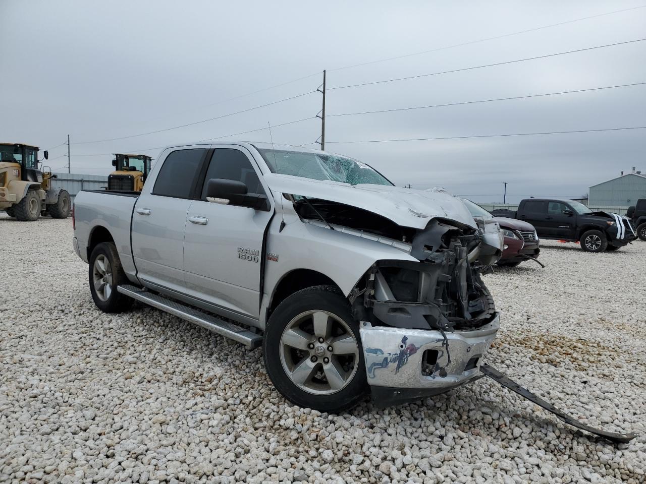 2015 RAM 1500 SLT - Image 4